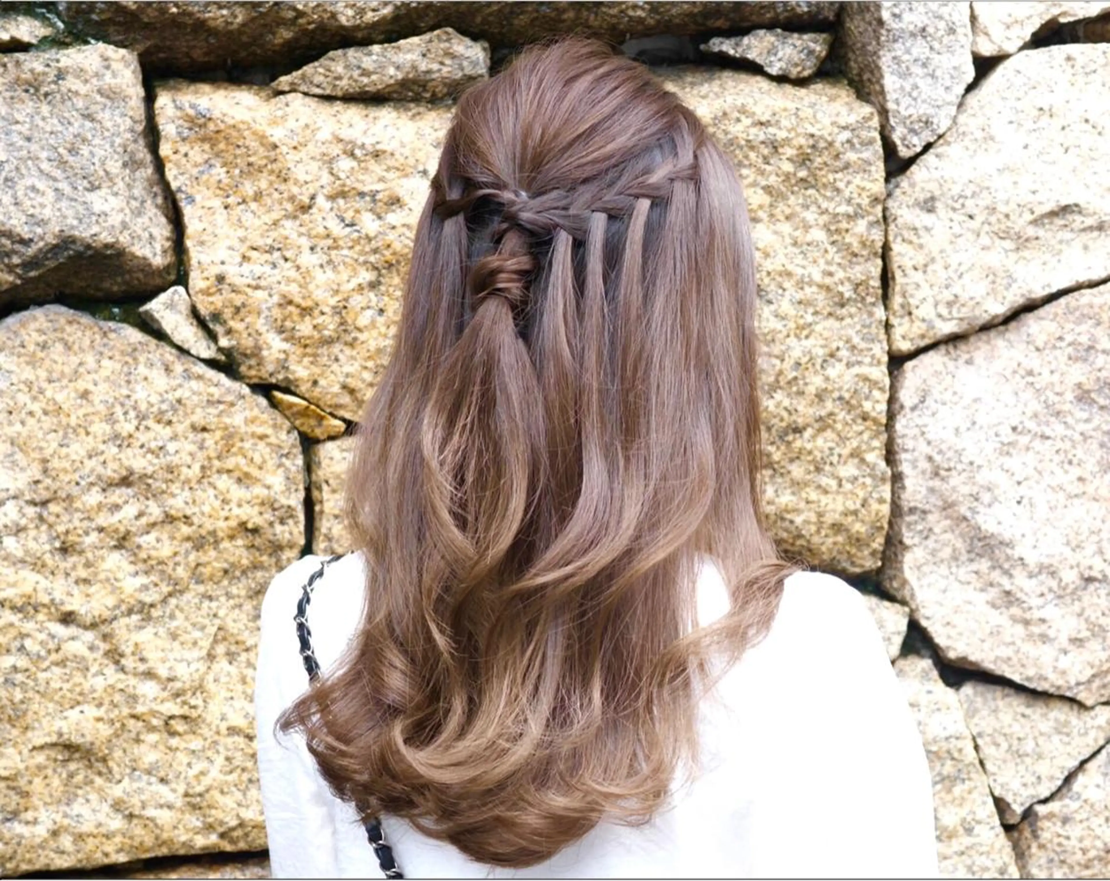 ロング kawakita yoshinoriのヘアスタイル