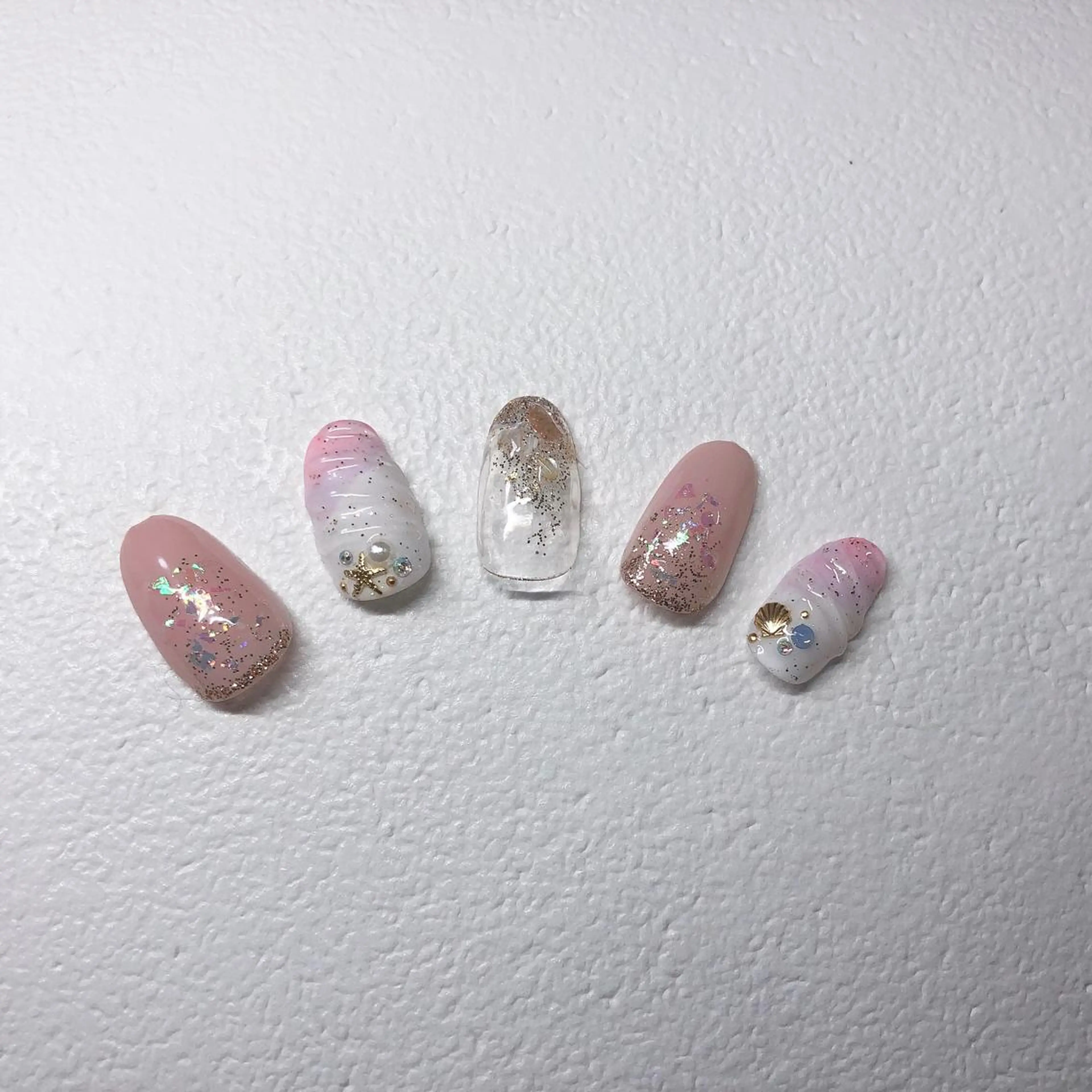 ネイル 西岡 杏のネイルデザイン