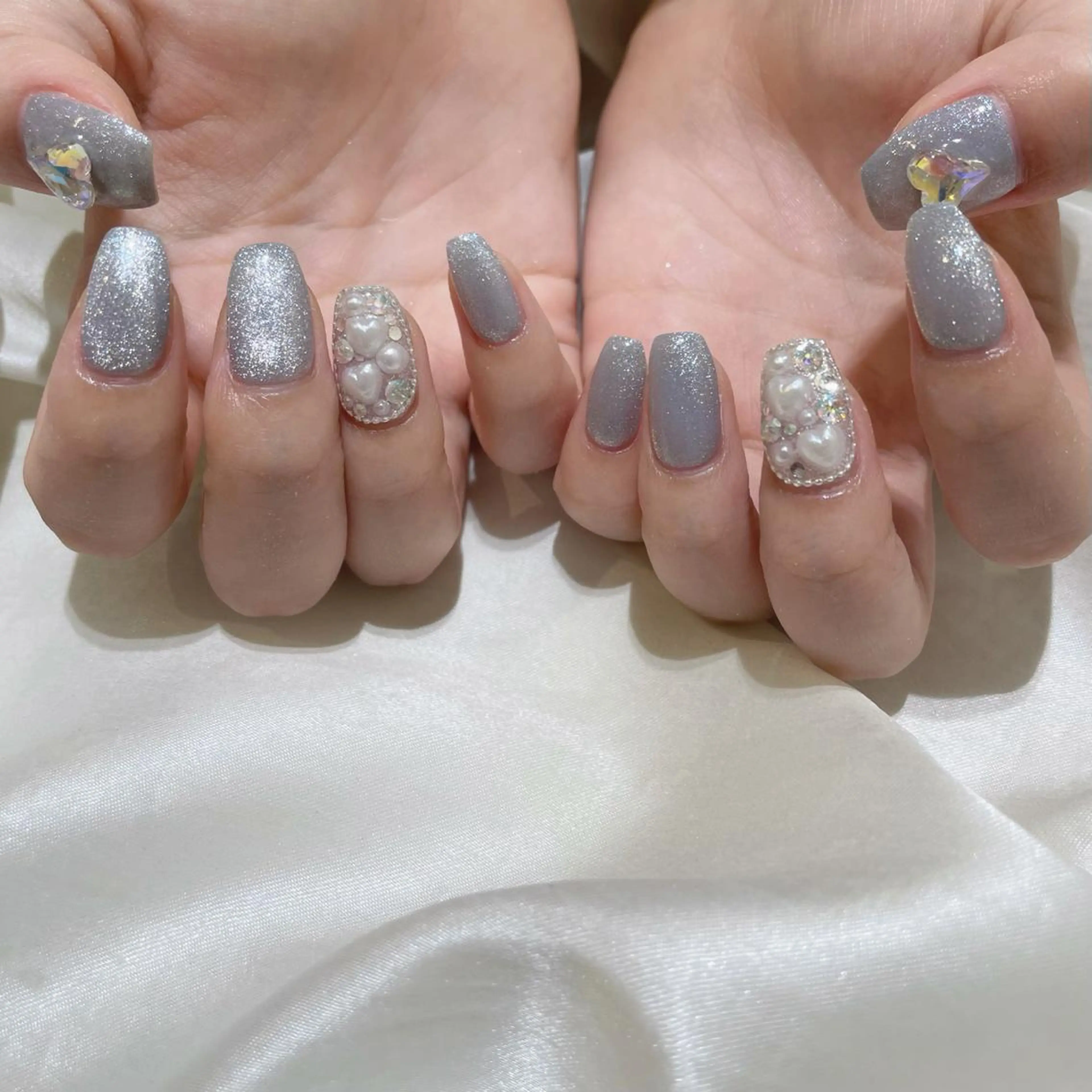 ネイル ジェルネイル ガーリー 氷ネイル・うるうるネイル 韓国ネイル マグネットネイル ハンドネイル classic 新横浜所属・山田 暉のネイルデザイン