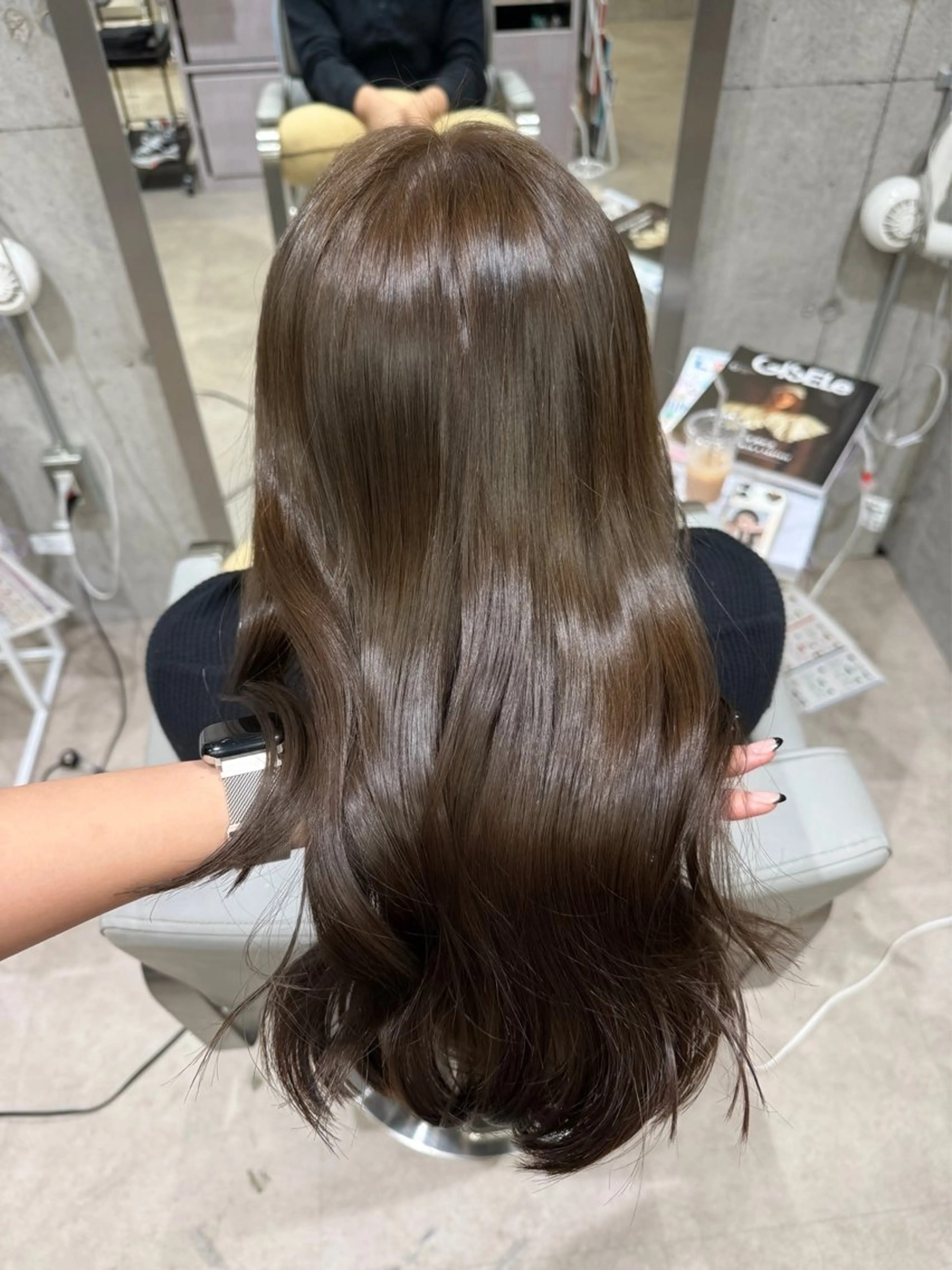 セミロング ヘアカラー RUKA🩰透明感 寒色カラー/レイヤーのヘアスタイル