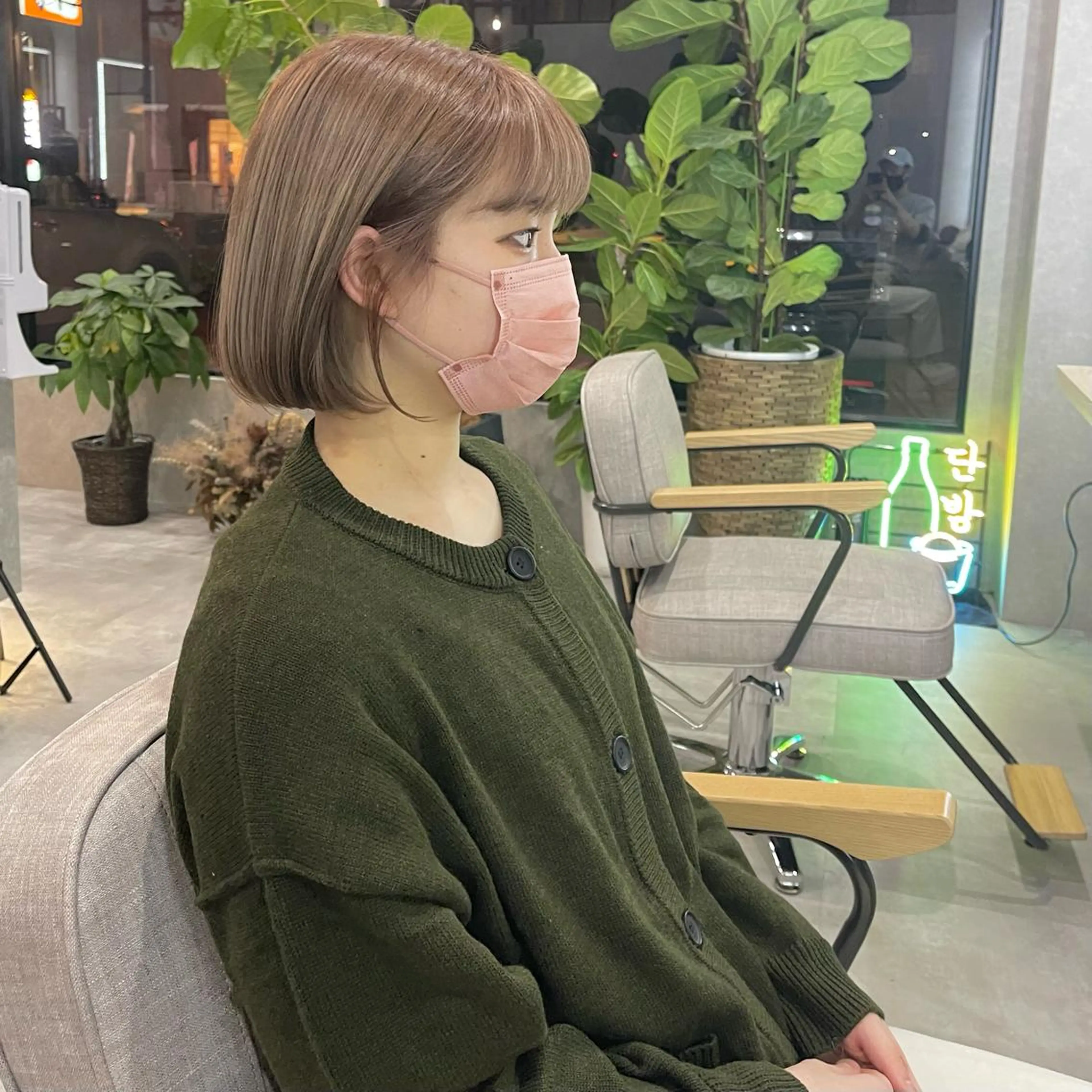 ミディアム カラー カット ヘアカラー トリートメント mood tatemachiのヘアスタイル