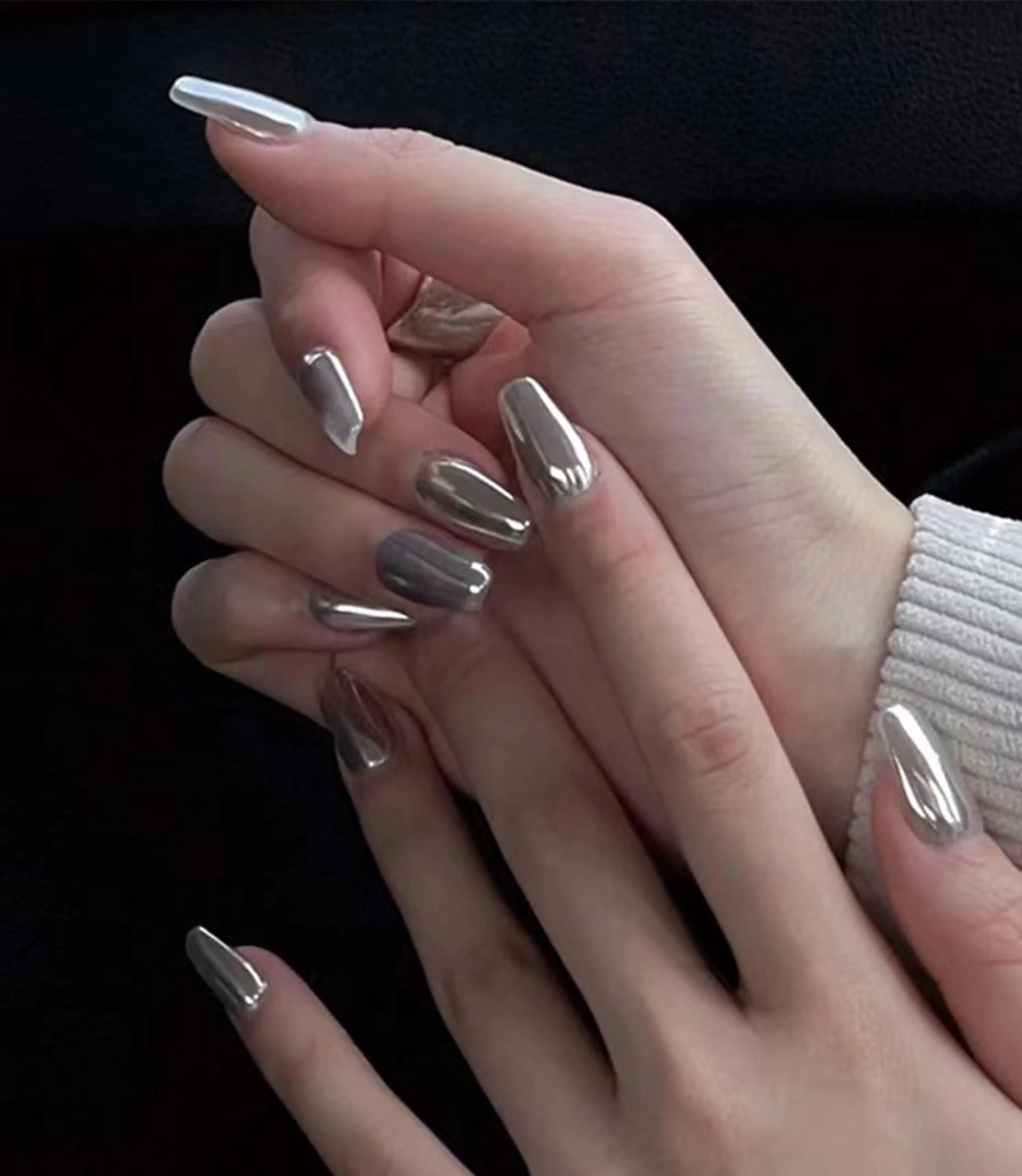 ミラーネイルの写真