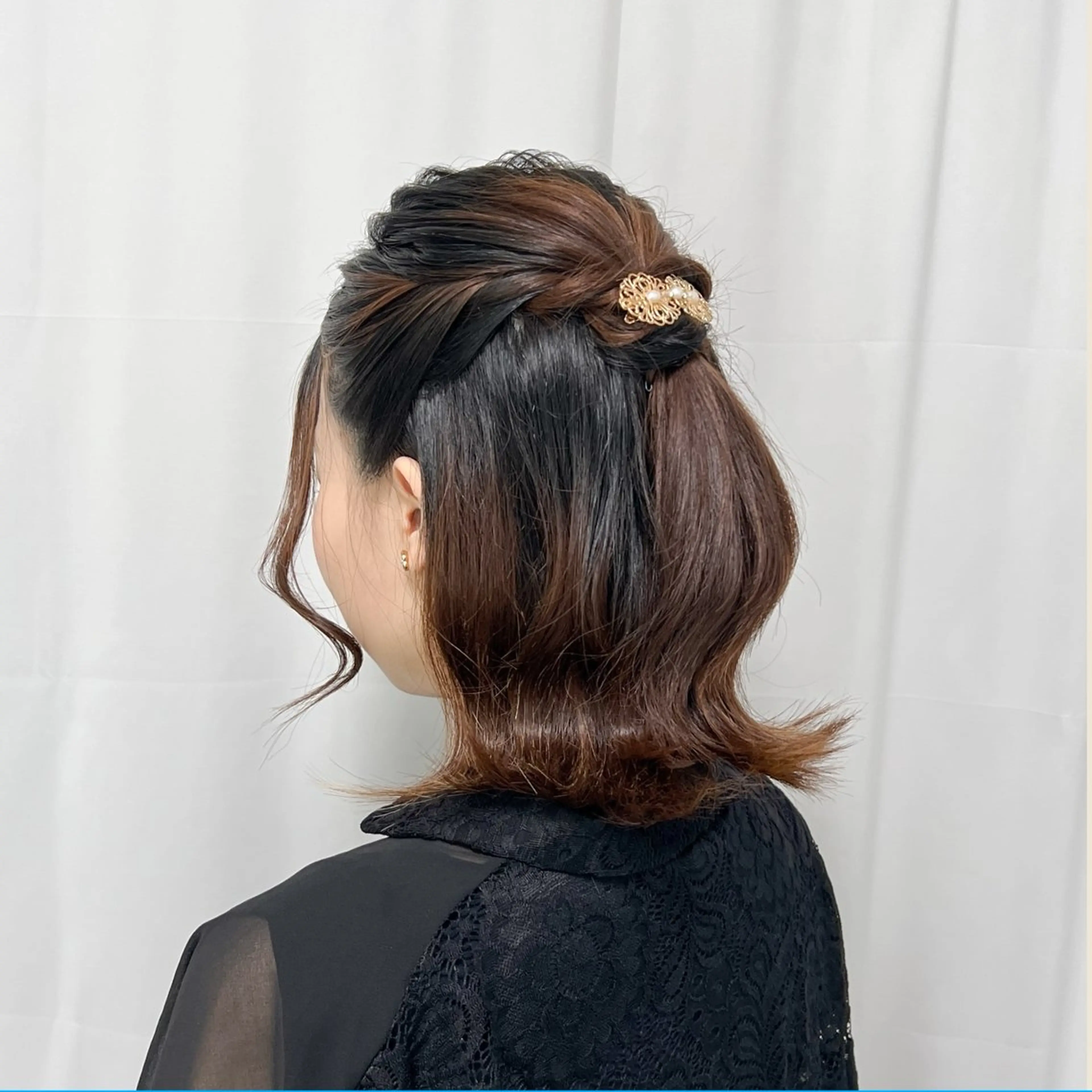 ミディアム ヘアアレンジ ハーフアップ ヘアセット CHATEAU TERRACE所属・似合うヘアメイク🪞 CHATEAUのヘアスタイル