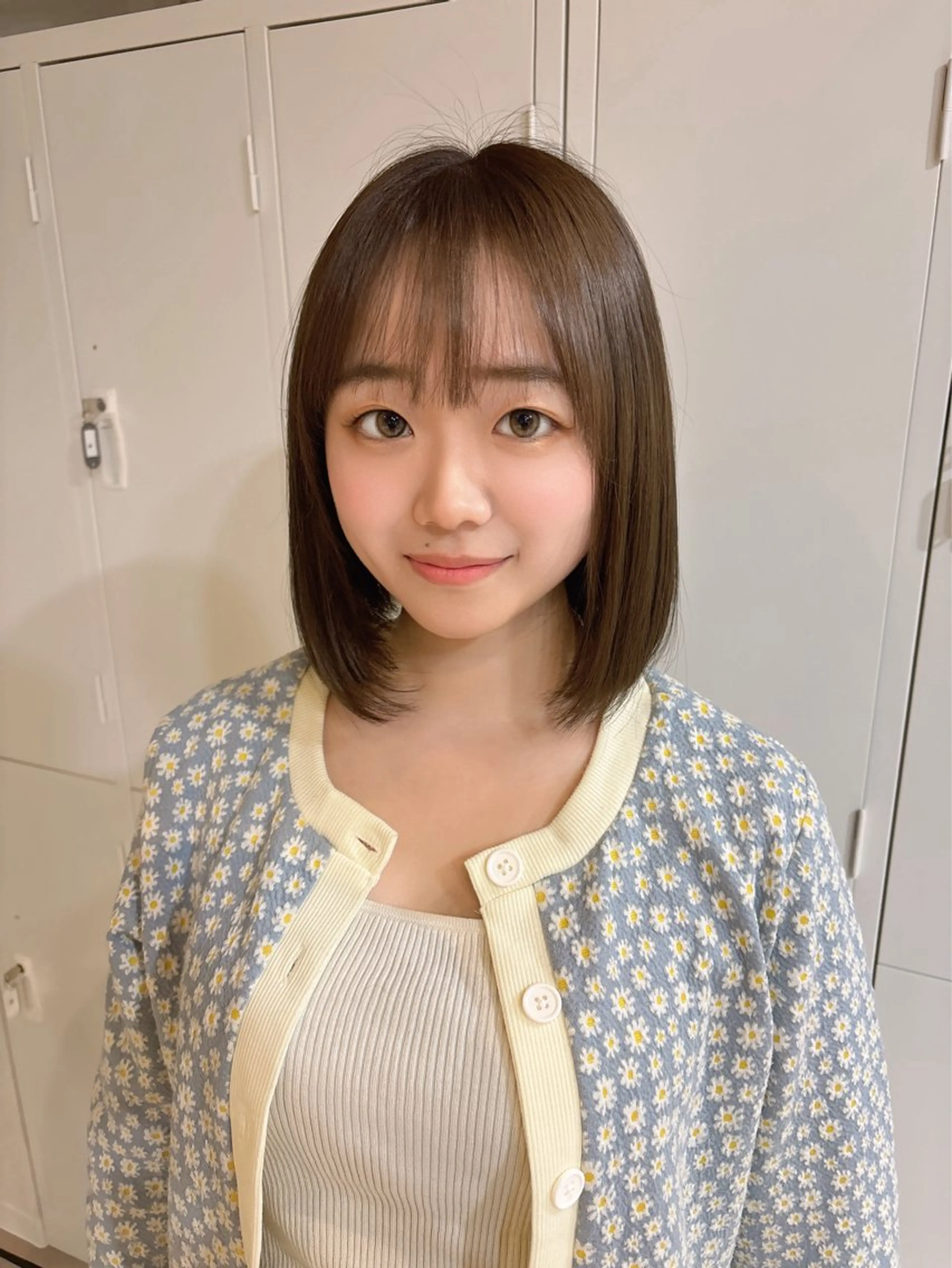 ミディアム 韓国/透明感 Veluaのヘアスタイル