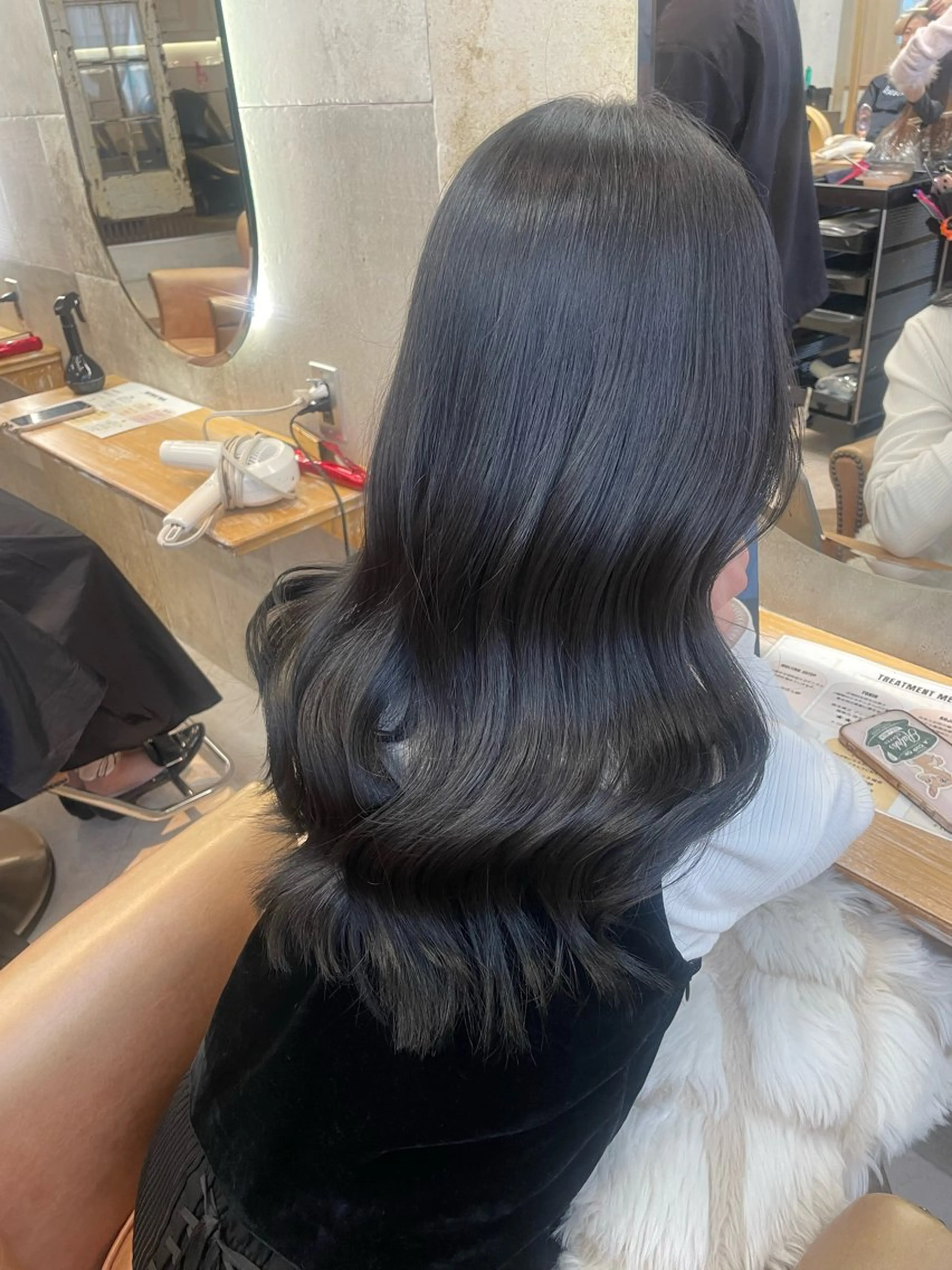 ロング カット ヘアカラー Kanami/韓国風 /艶カラーのヘアスタイル