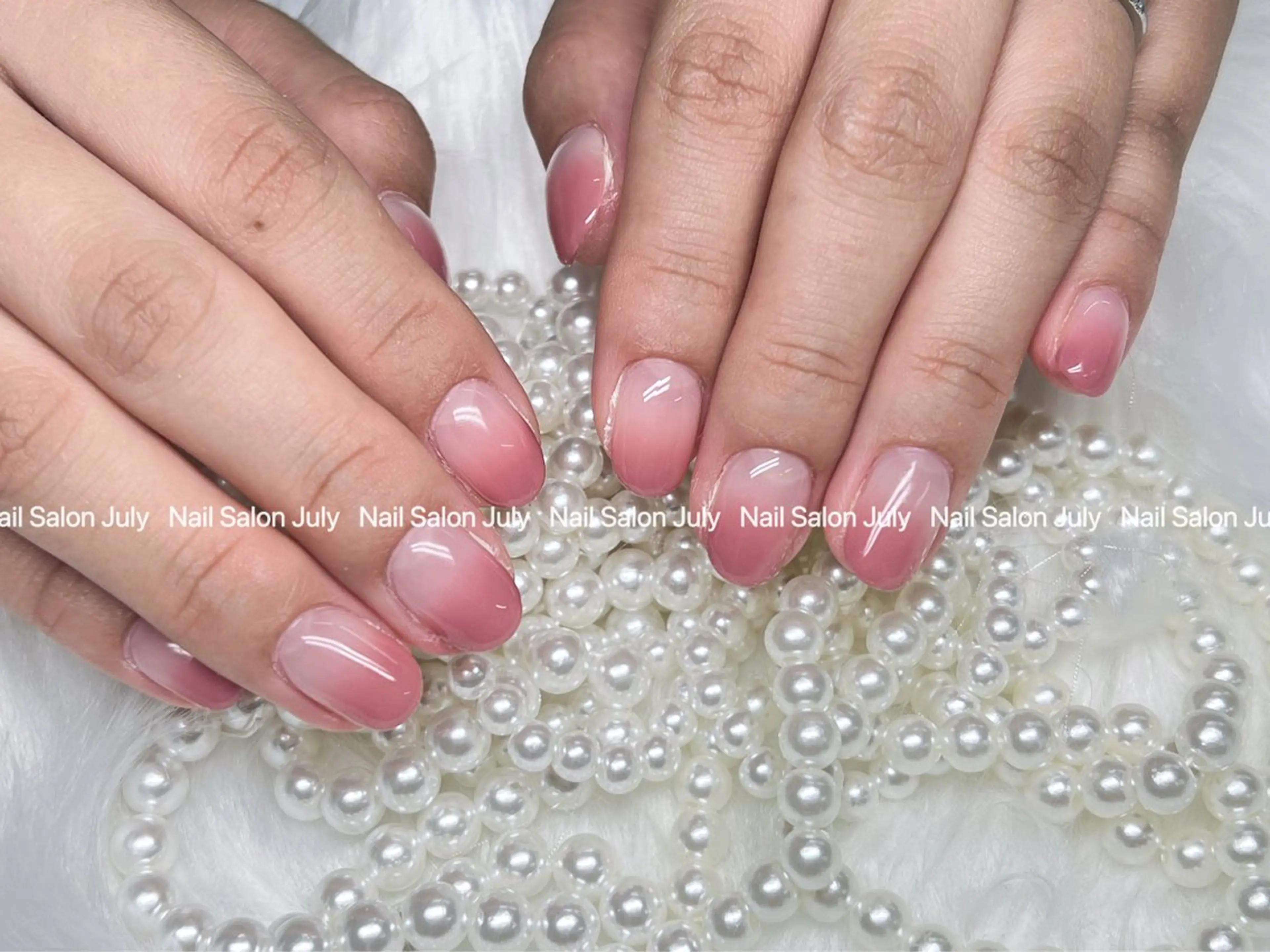 ネイル アートネイル オーロラネイル ジェルネイル ガーリー キラキラネイル ハンドネイル July モモのネイルデザイン