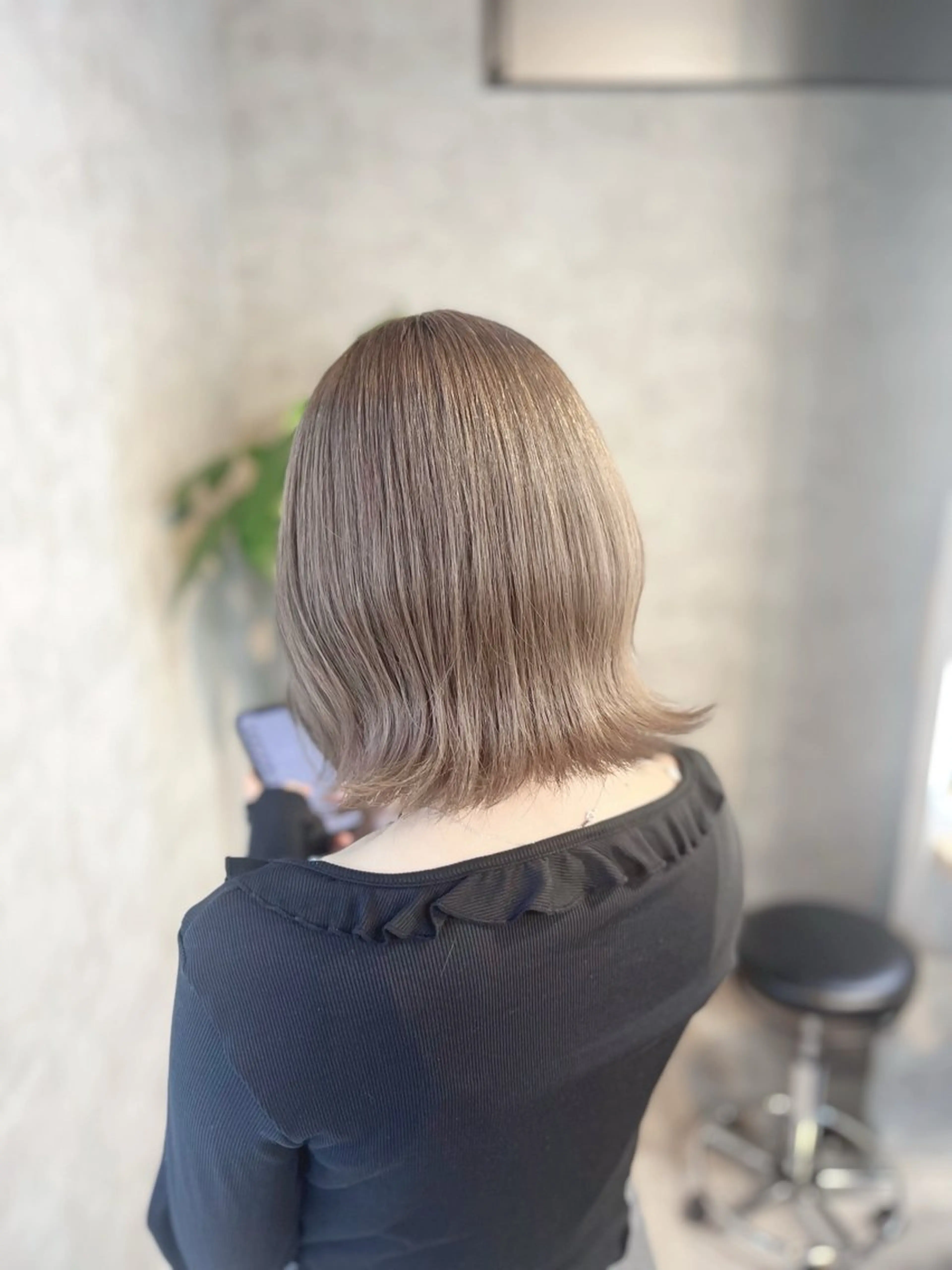 カラー ベージュカラー ブリーチ グレージュ ベージュ・グレー ジュ達人KOJIROのヘアスタイル