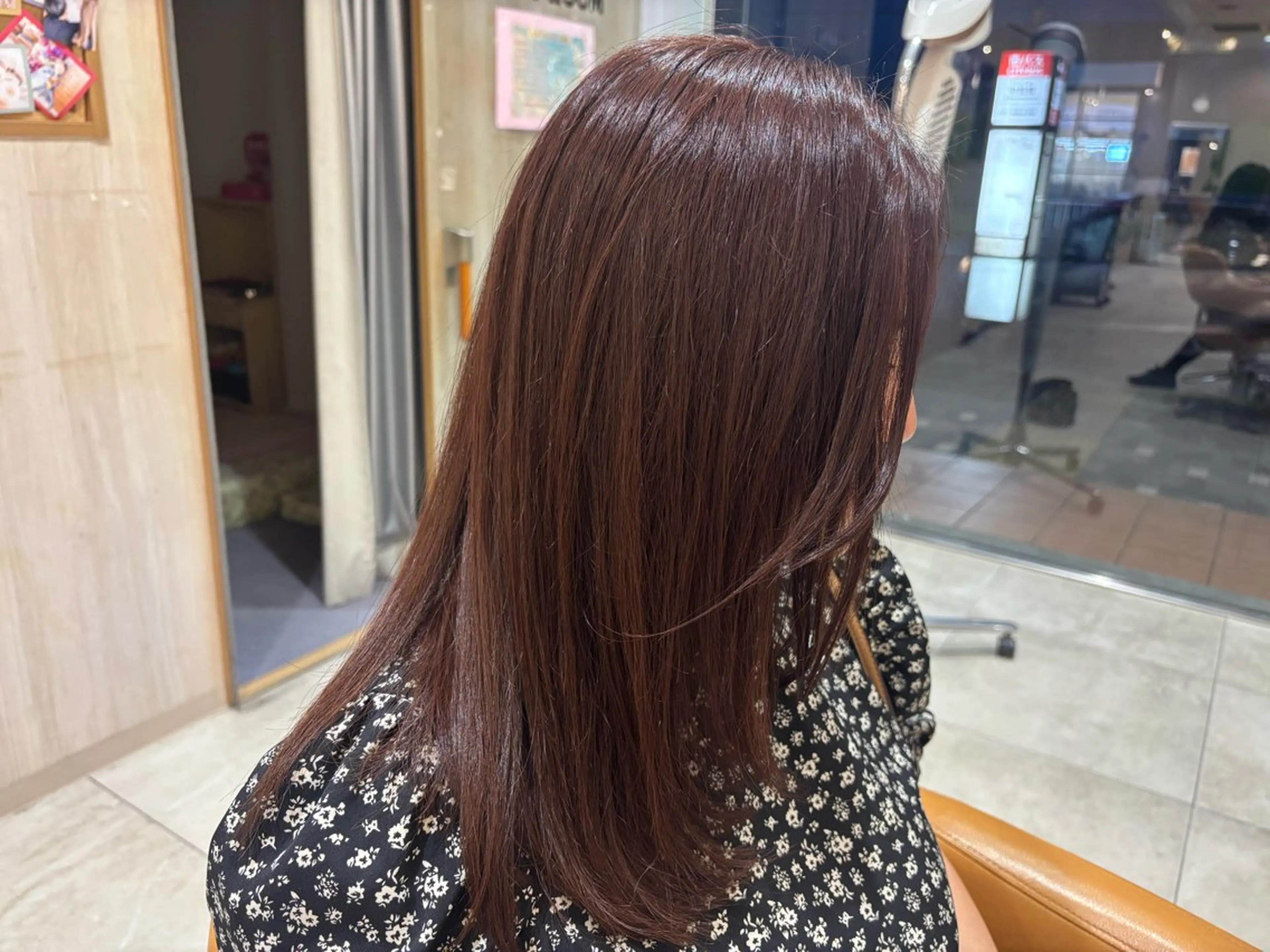 ロング カラー 川西 由貴のヘアスタイル
