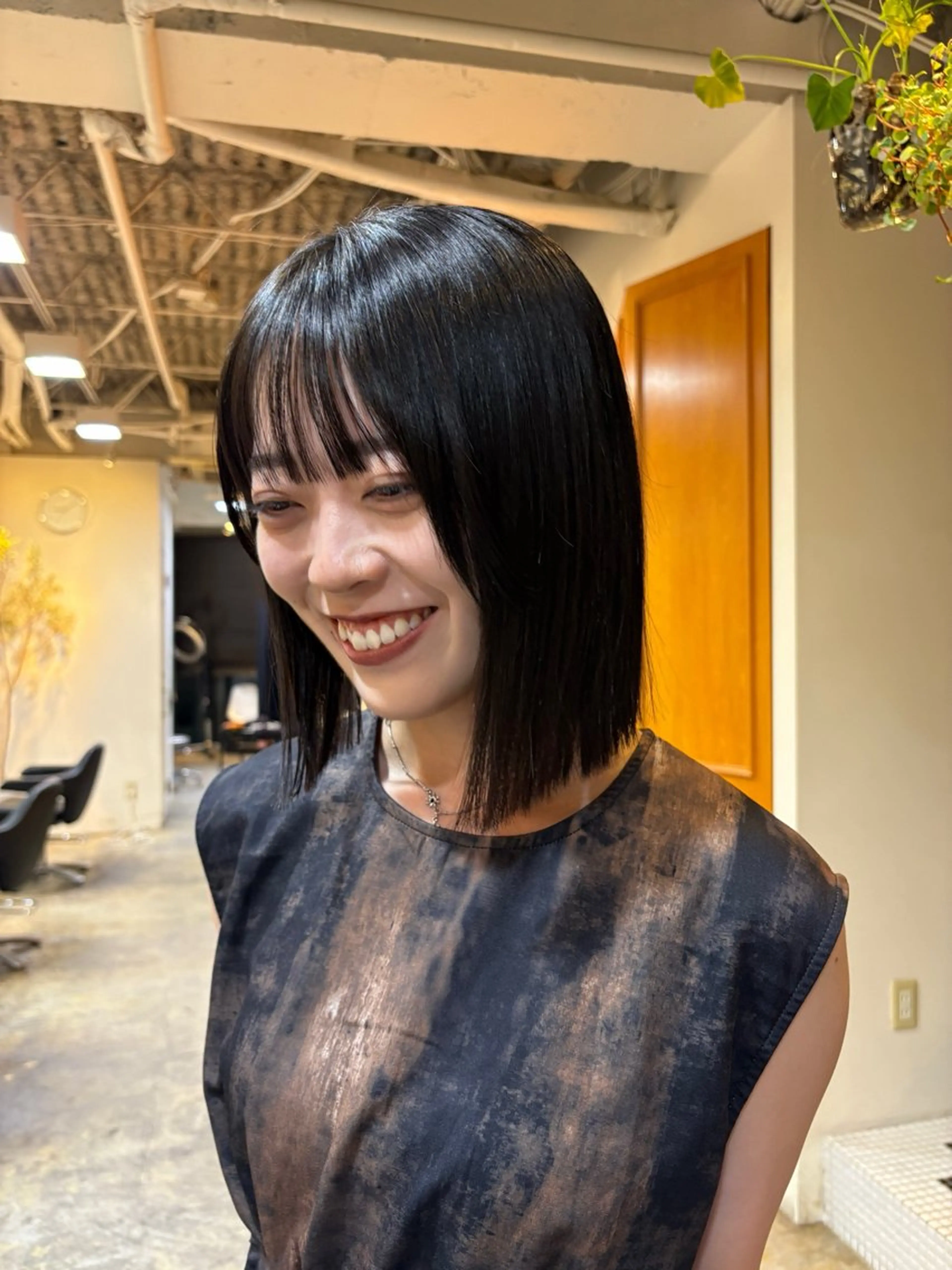 ショート カット ヘアカラー トリートメント レディースカット🎀 NANAHAのヘアスタイル