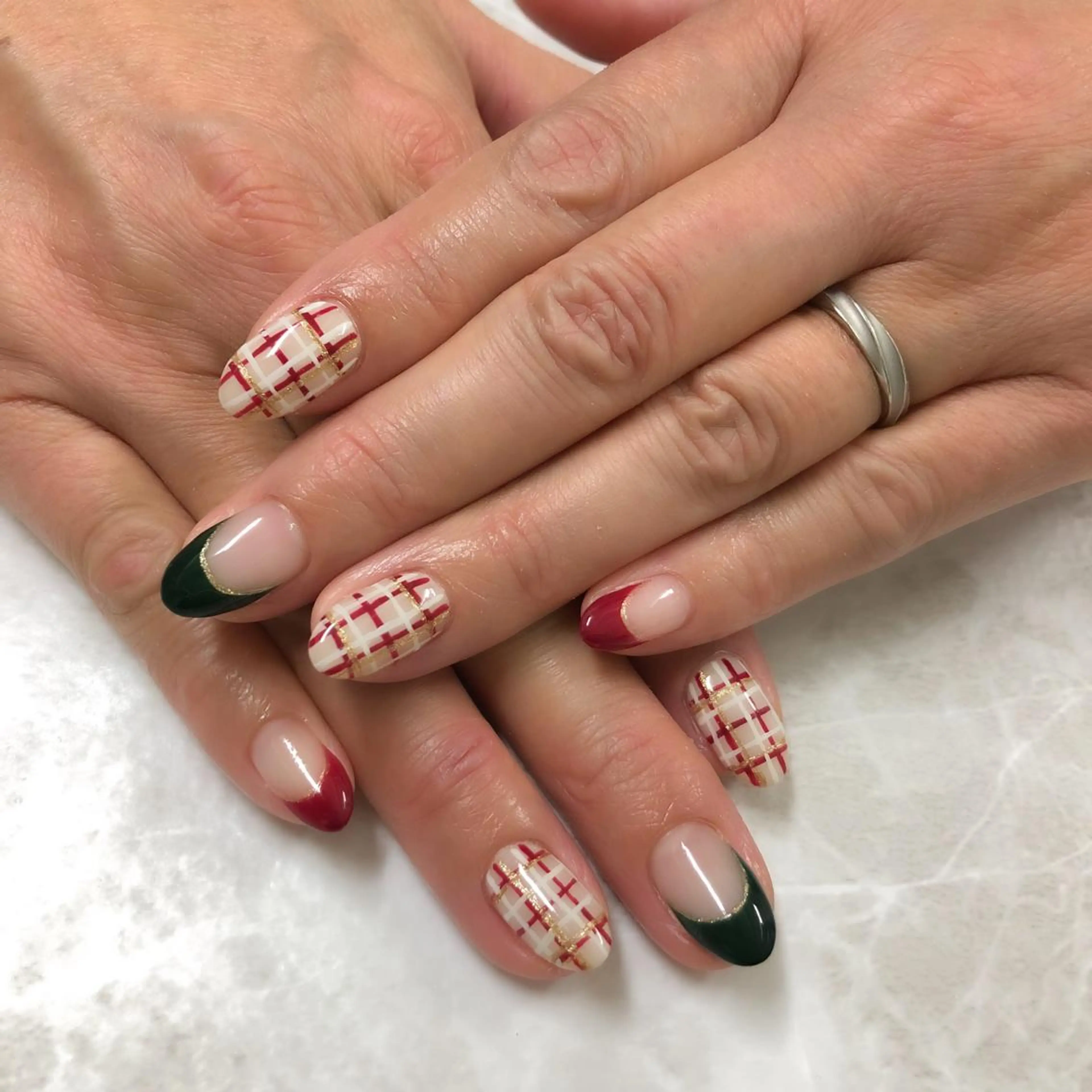 ネイル 黒沢 直子のネイルデザイン