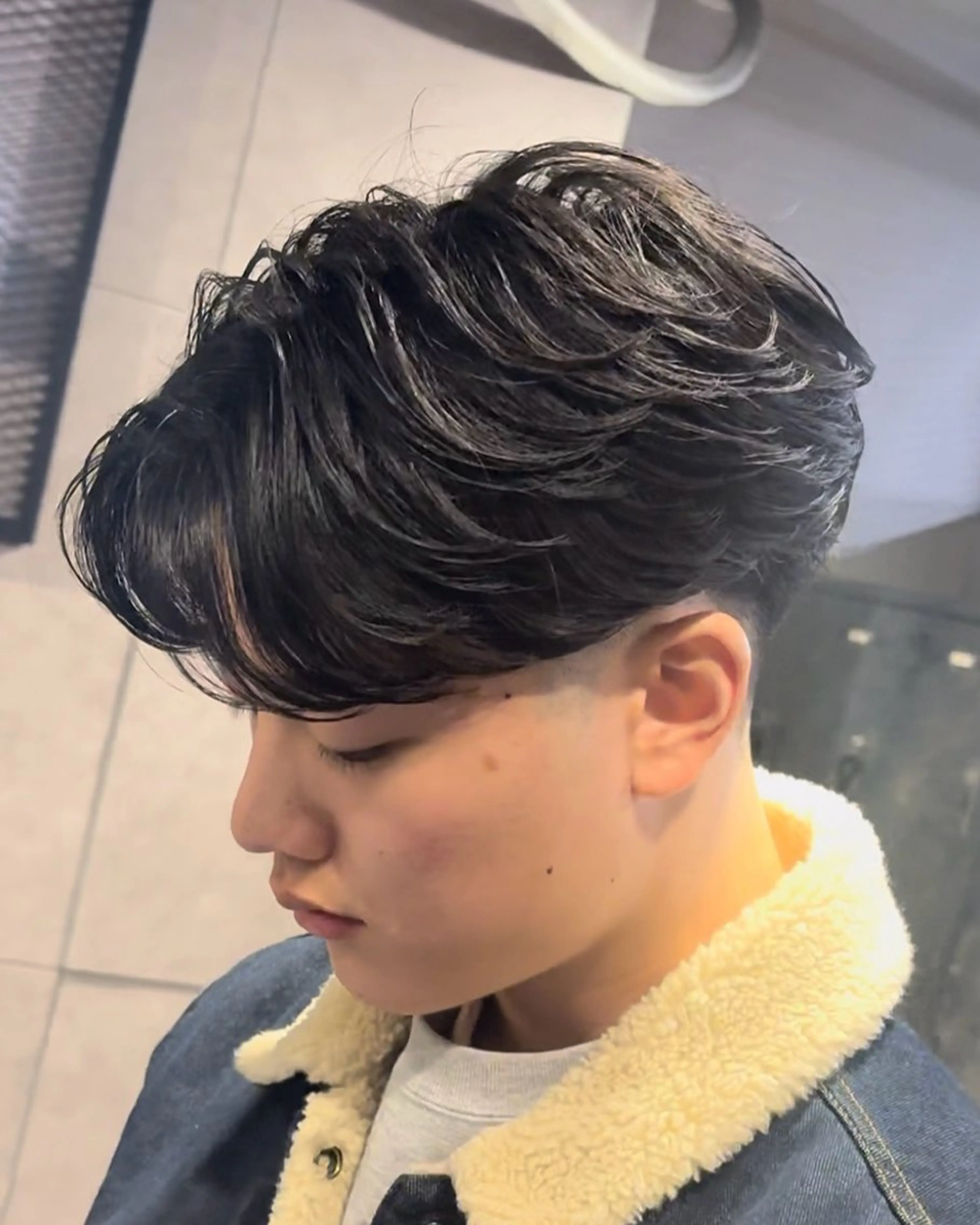 パーマ メンズ カット パーマ シャドウ/波巻き 朝崎倭斗のヘアスタイル