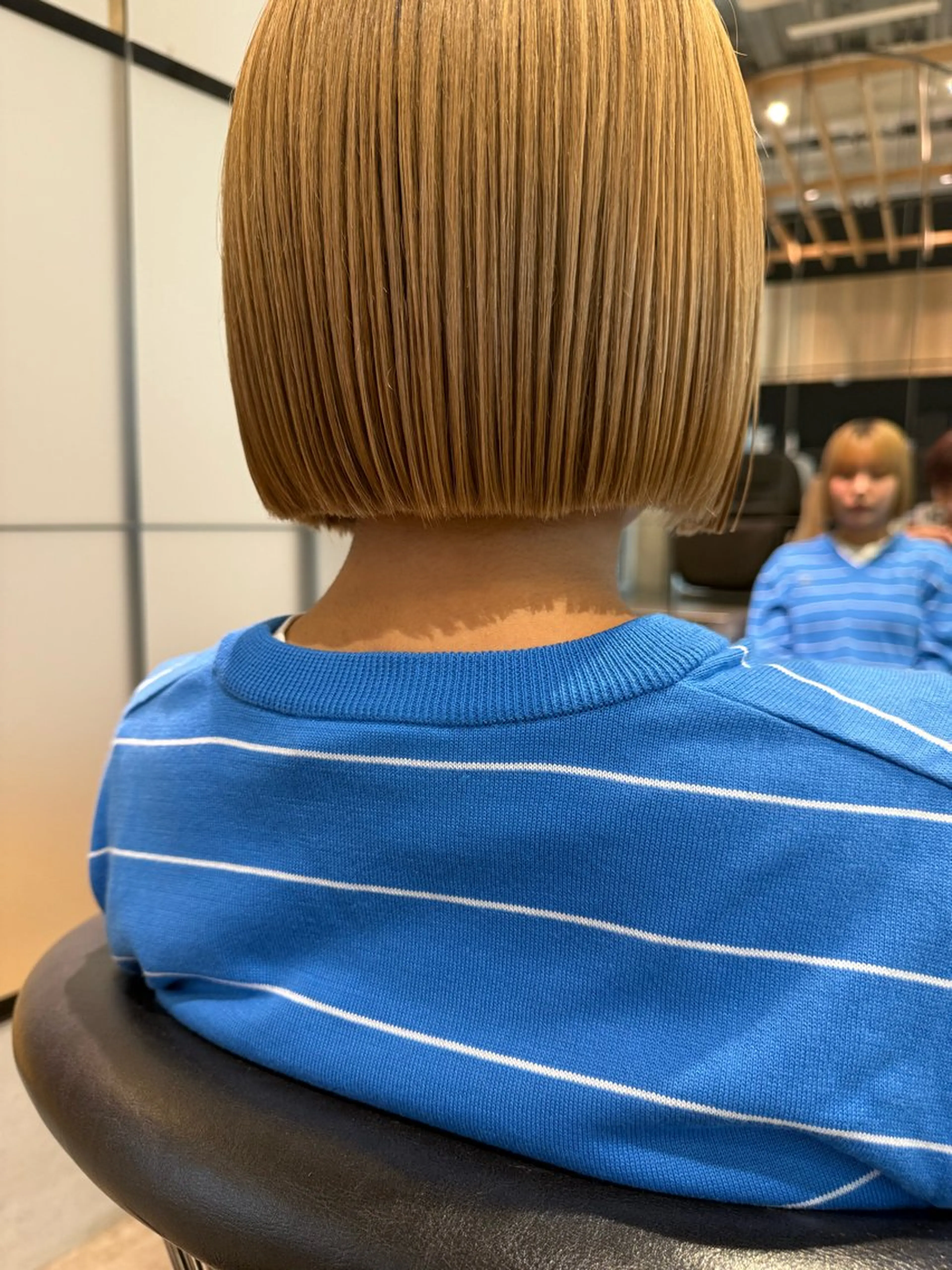 ミディアム ボブ カット 須藤　優真 レイヤーボブ　ウルフのヘアスタイル