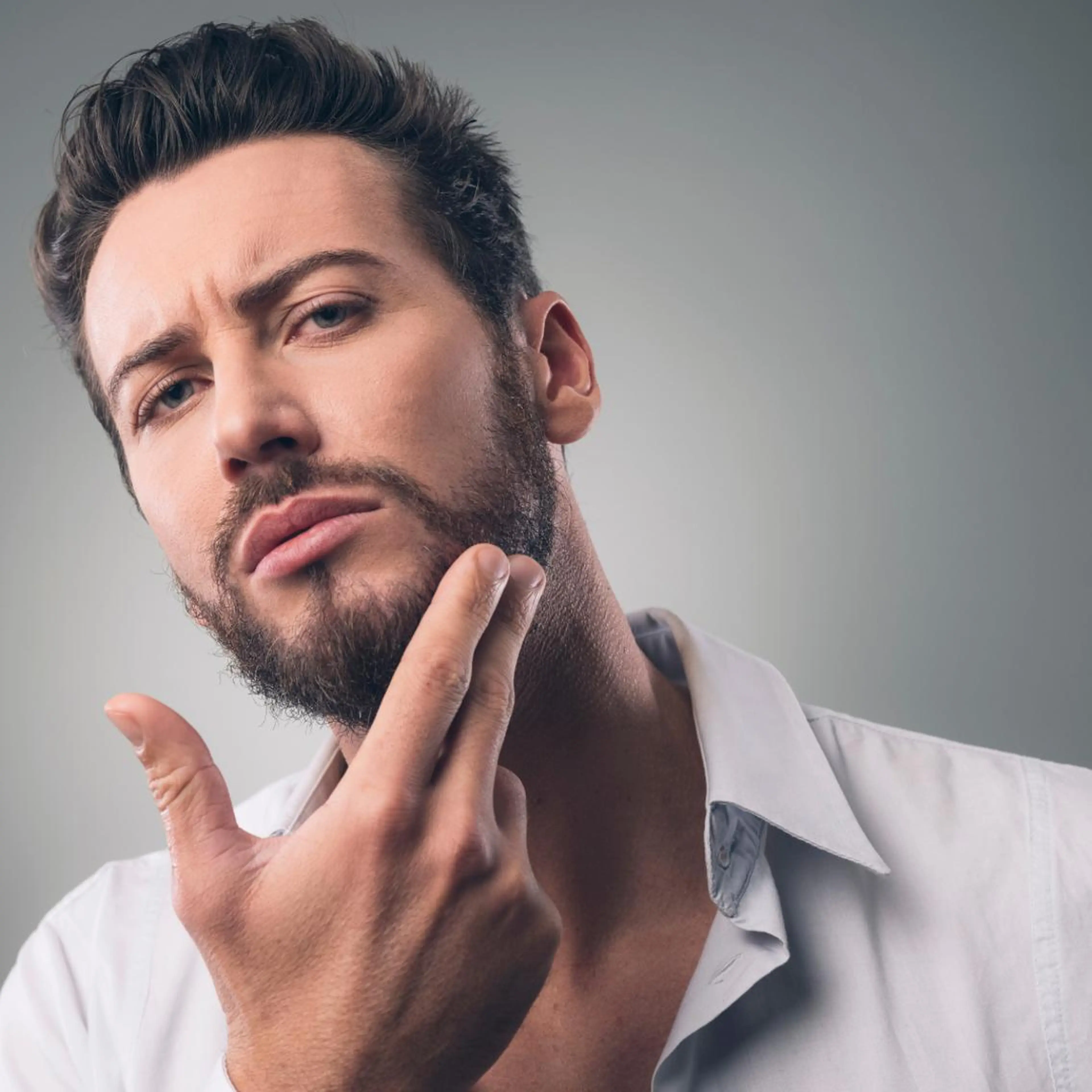 ご新規様限定‼️髭全体脱毛【顎/顎下/鼻下/頬/もみあげ/首】の写真