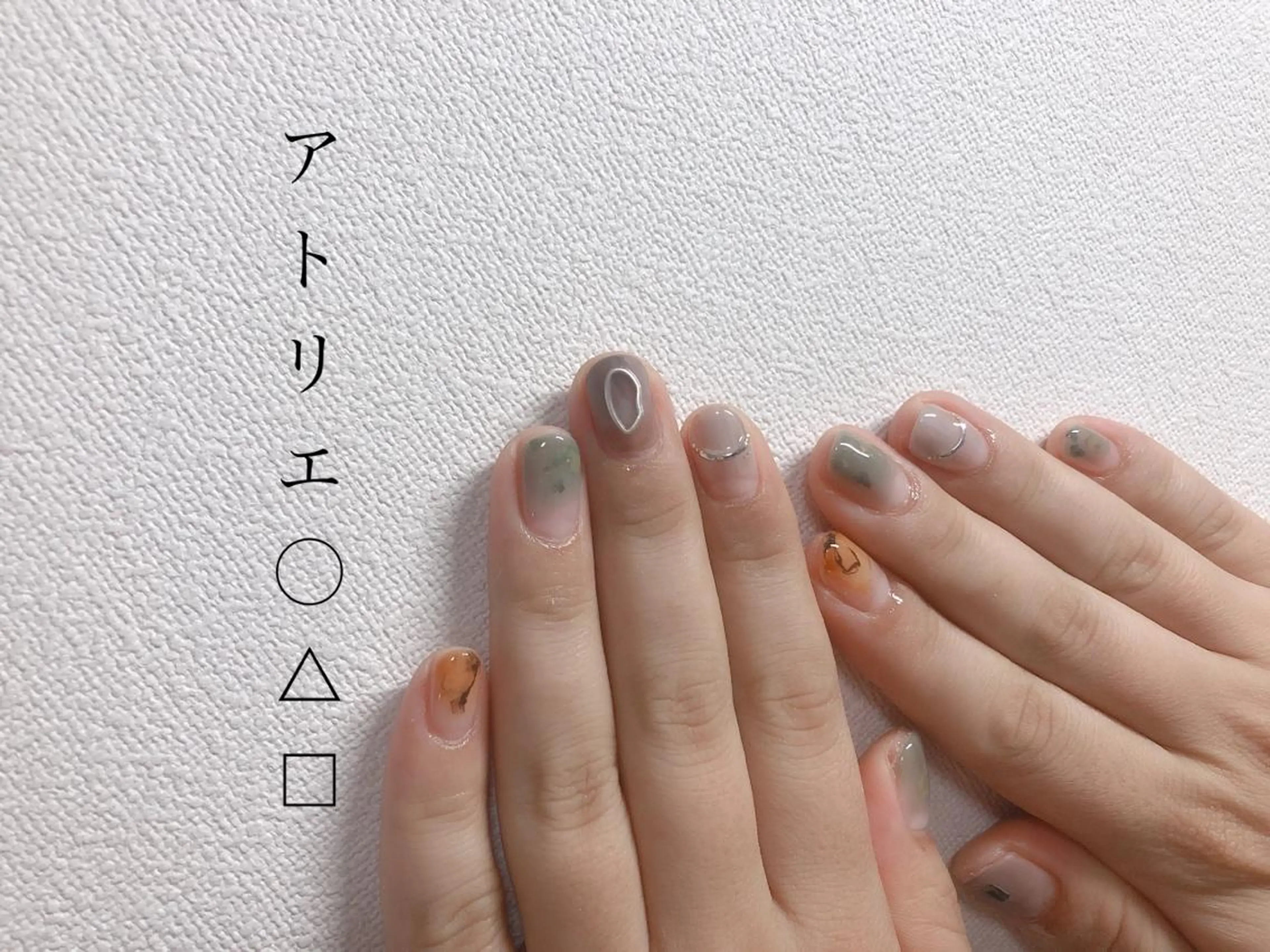 ネイル ハンドネイル アトリエ ○△□のネイルデザイン