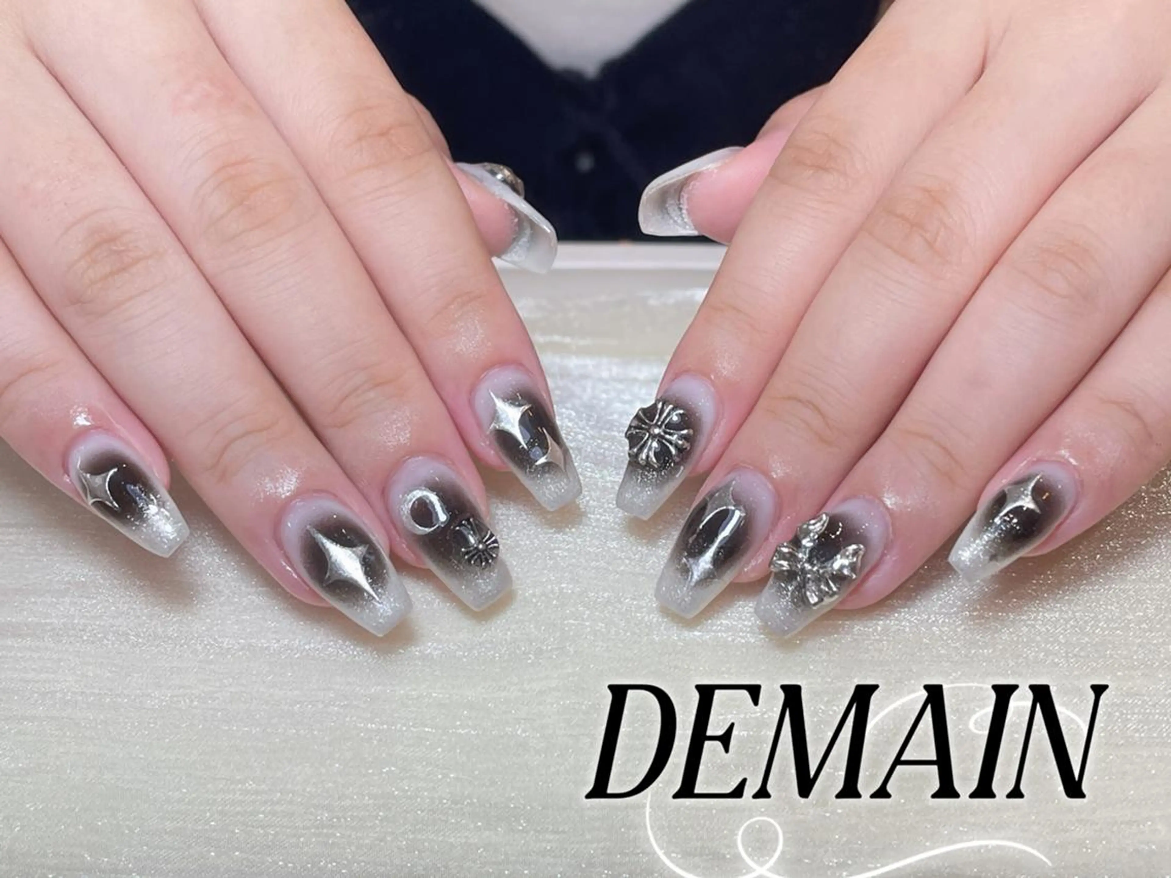 ネイル ハンドネイル DEMAIN- 🕊️研修のネイルデザイン