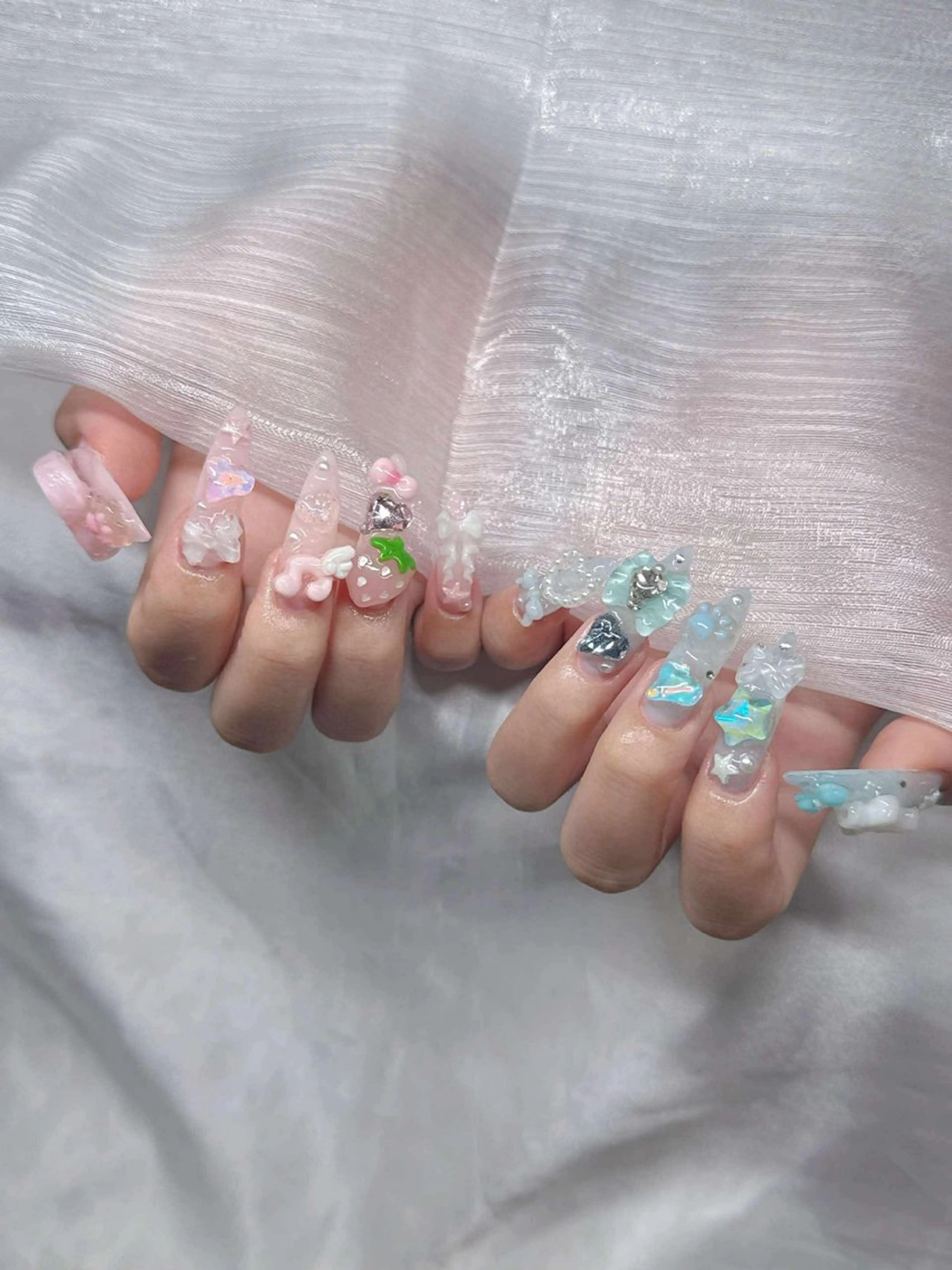 ネイル ハンドネイル Lee Nailsのネイルデザイン