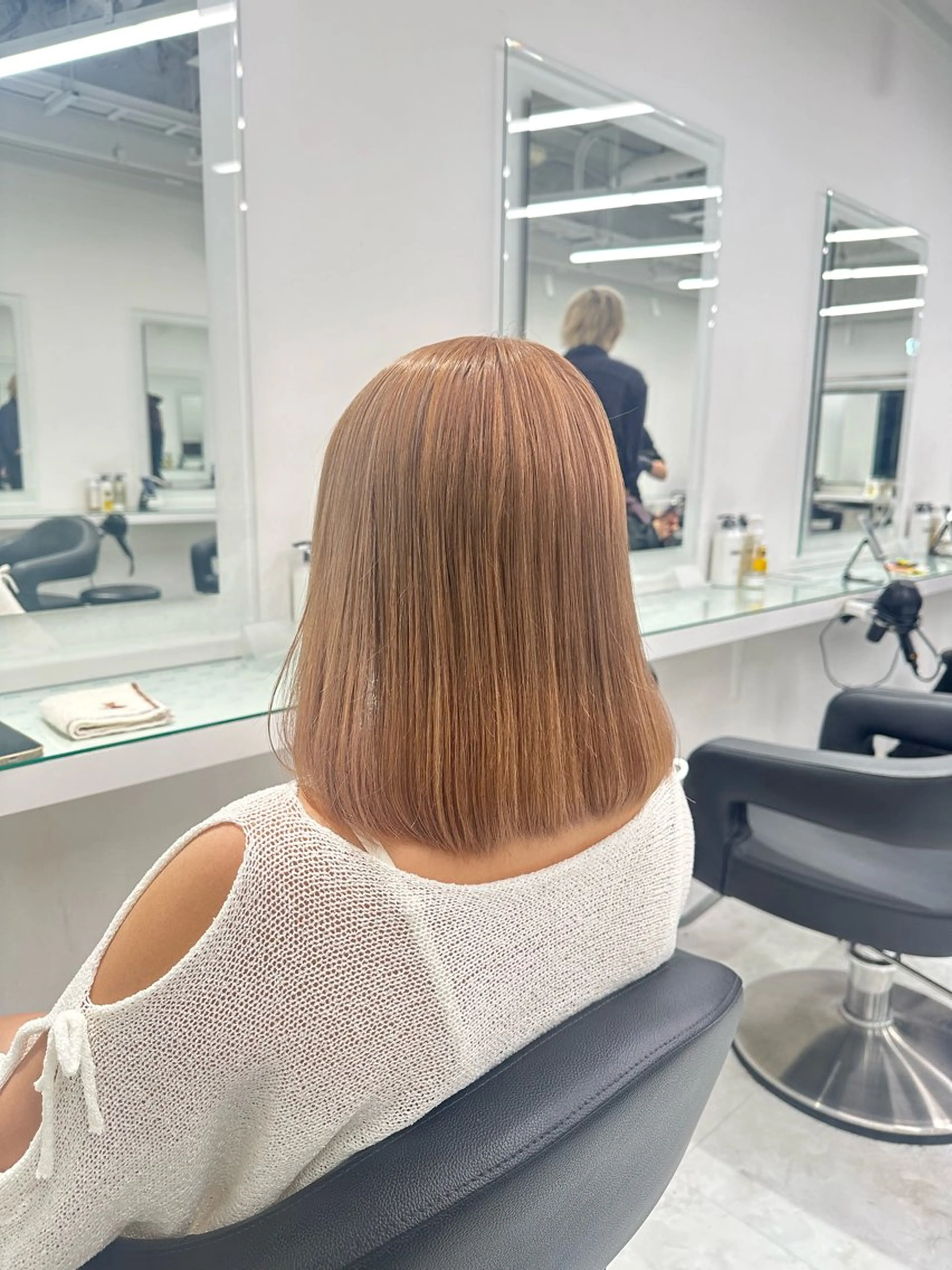 セミロング カラー ヘアカラー トリートメント ヘッドスパ ヘアセット ❄最強かわいいカラー ❄️MINA❄️のヘアスタイル