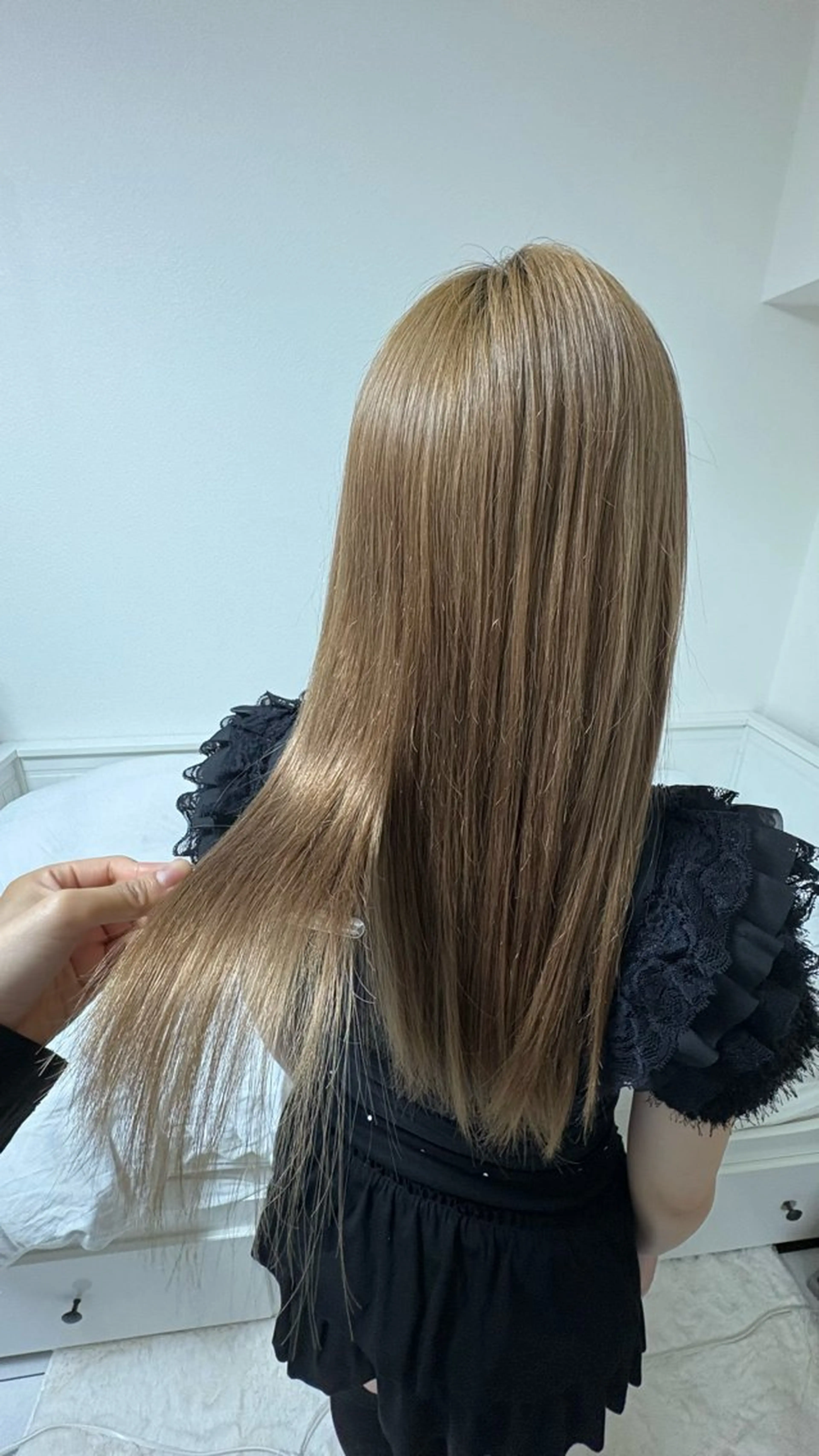 【🤎ミルクティーにしたい方🧋】ブリーチ+カラー+トリートメントの写真