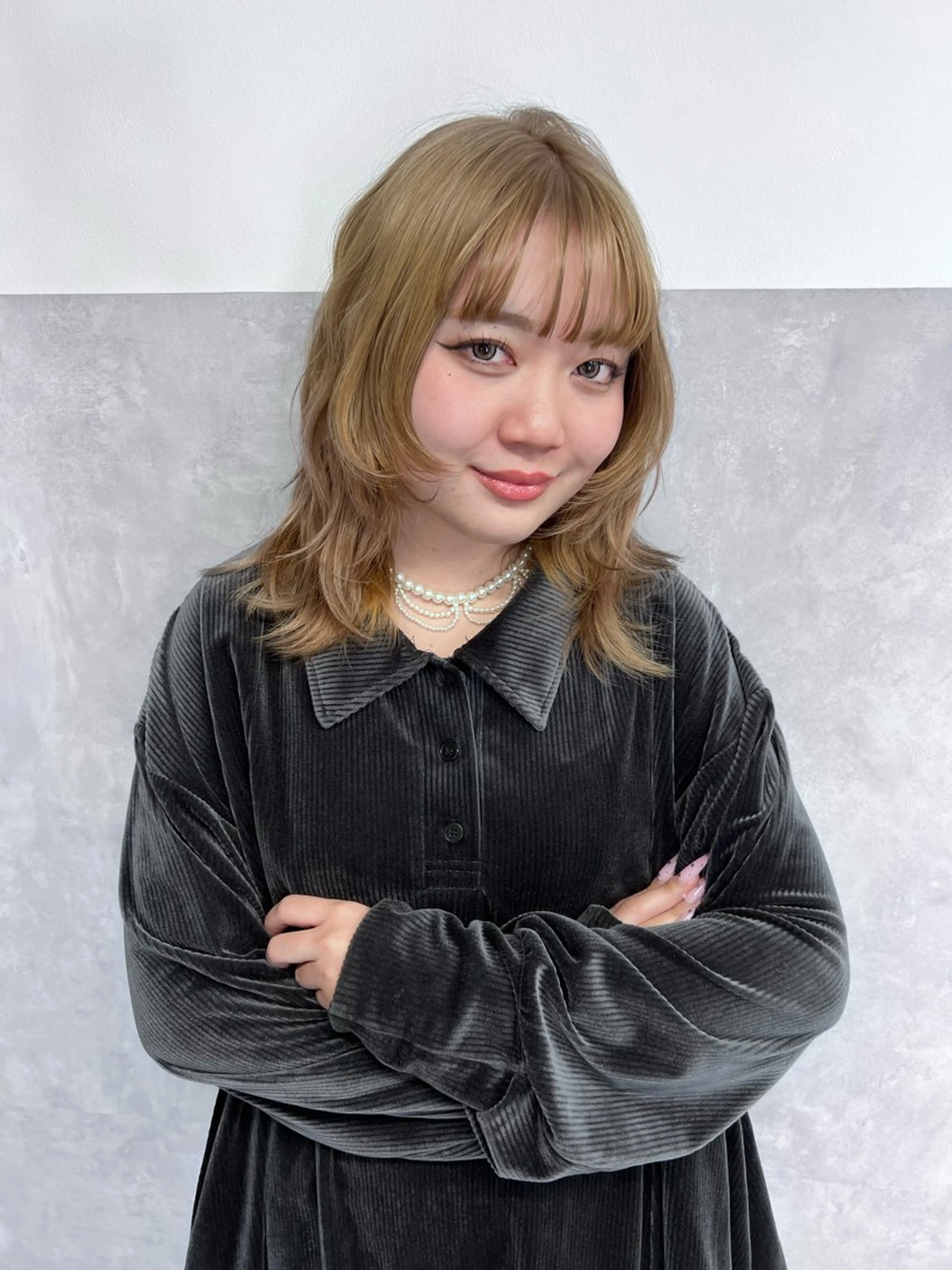 ミディアム カラー 黒髪 ブリーチ 透明感カラー 顔周りカット レイヤーカット ヘアカラー 透明感/レイヤー 🇰🇷tomonaのヘアスタイル