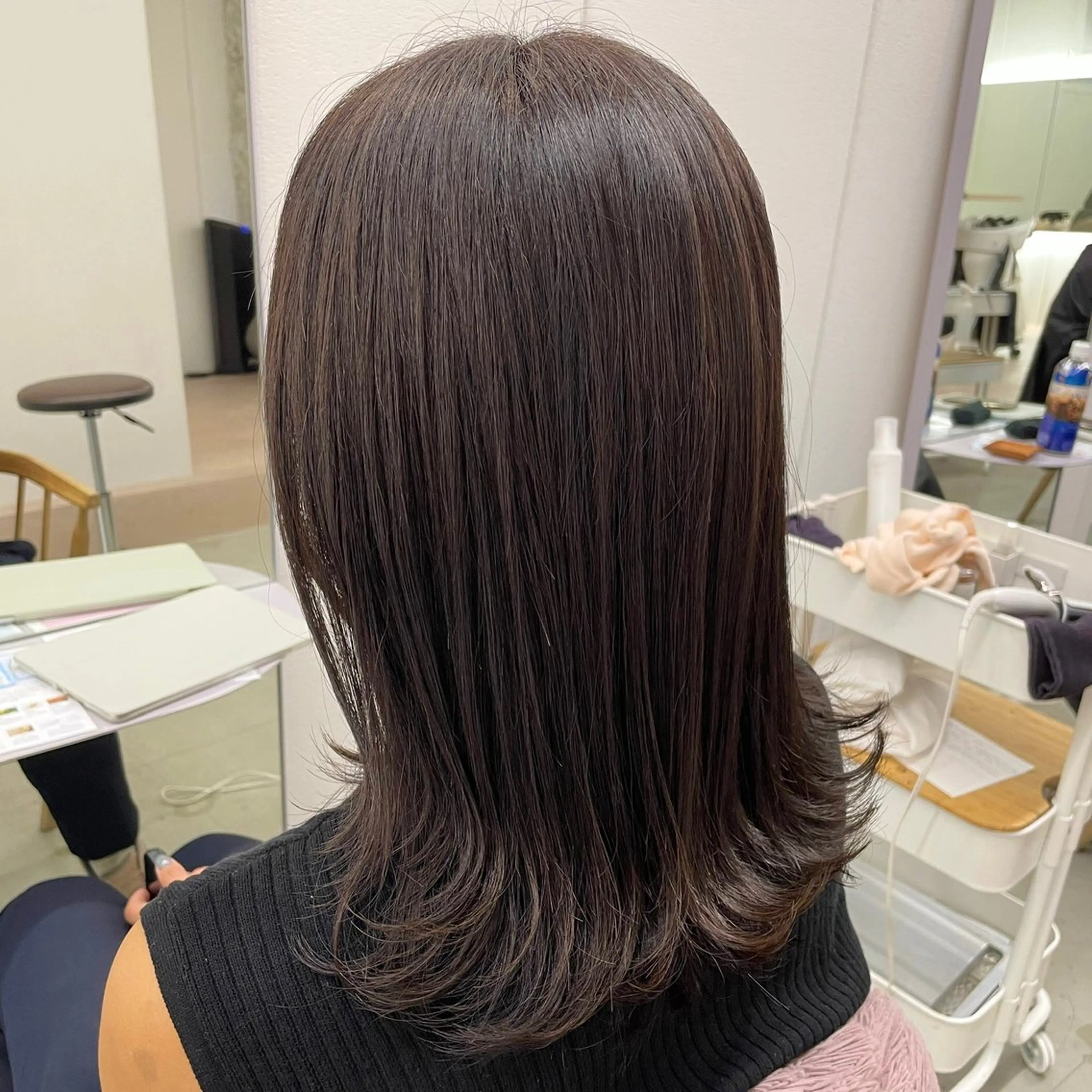 カラー 山下 悠月のヘアスタイル