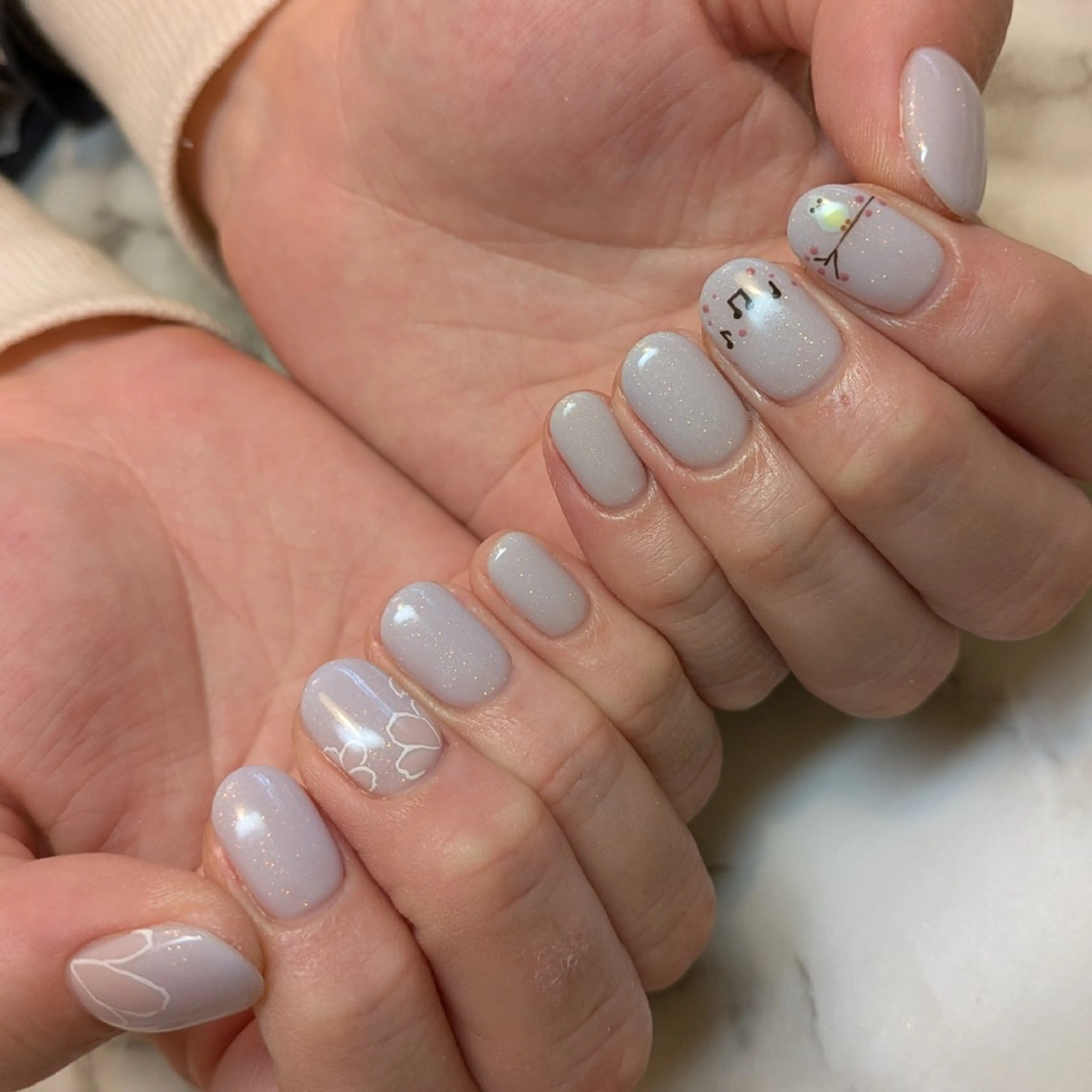 ネイル 春ネイル ジェヌインネイル 河内のネイルデザイン