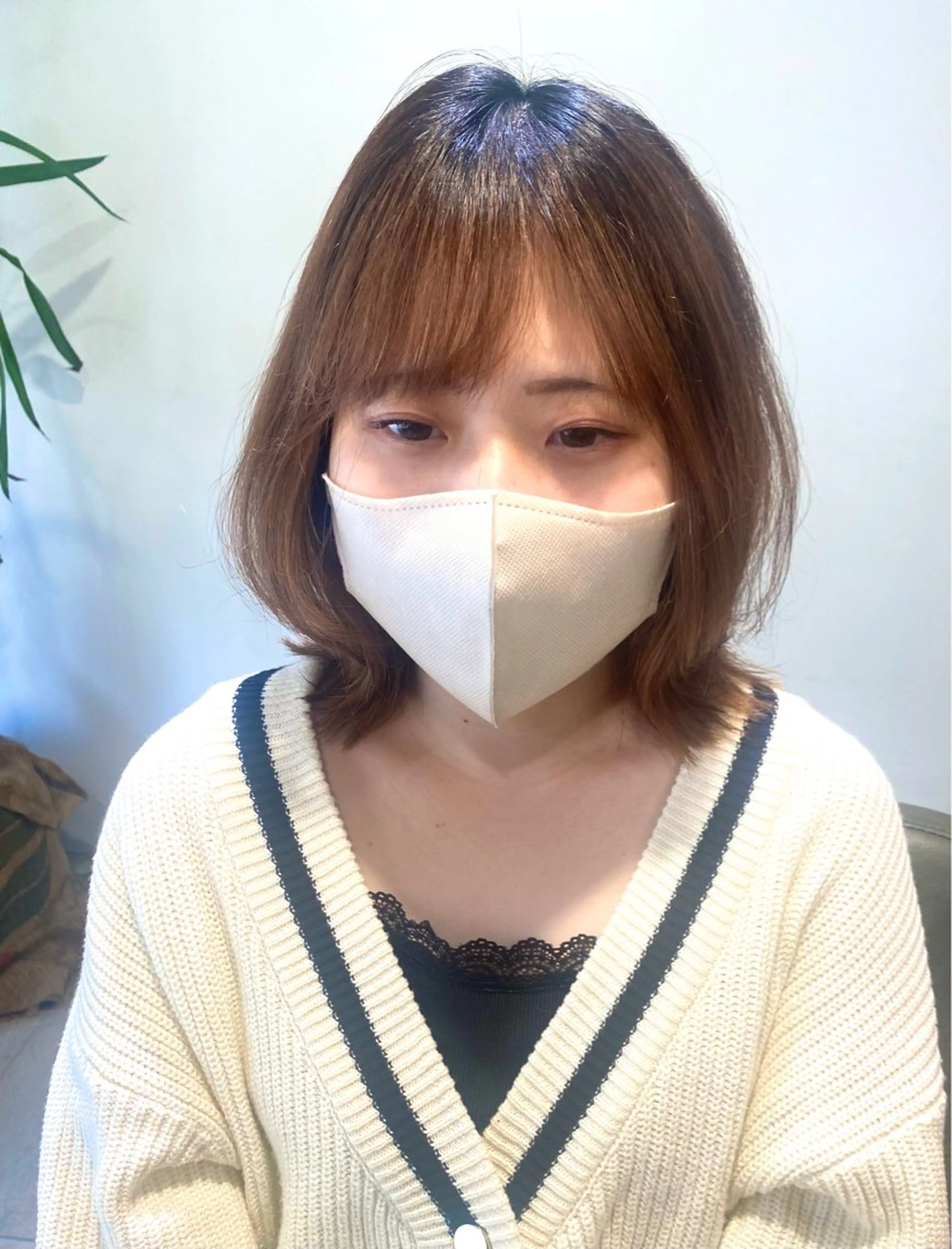 ミディアム ボブ くびれヘア レイヤーカット LiC えりのヘアスタイル