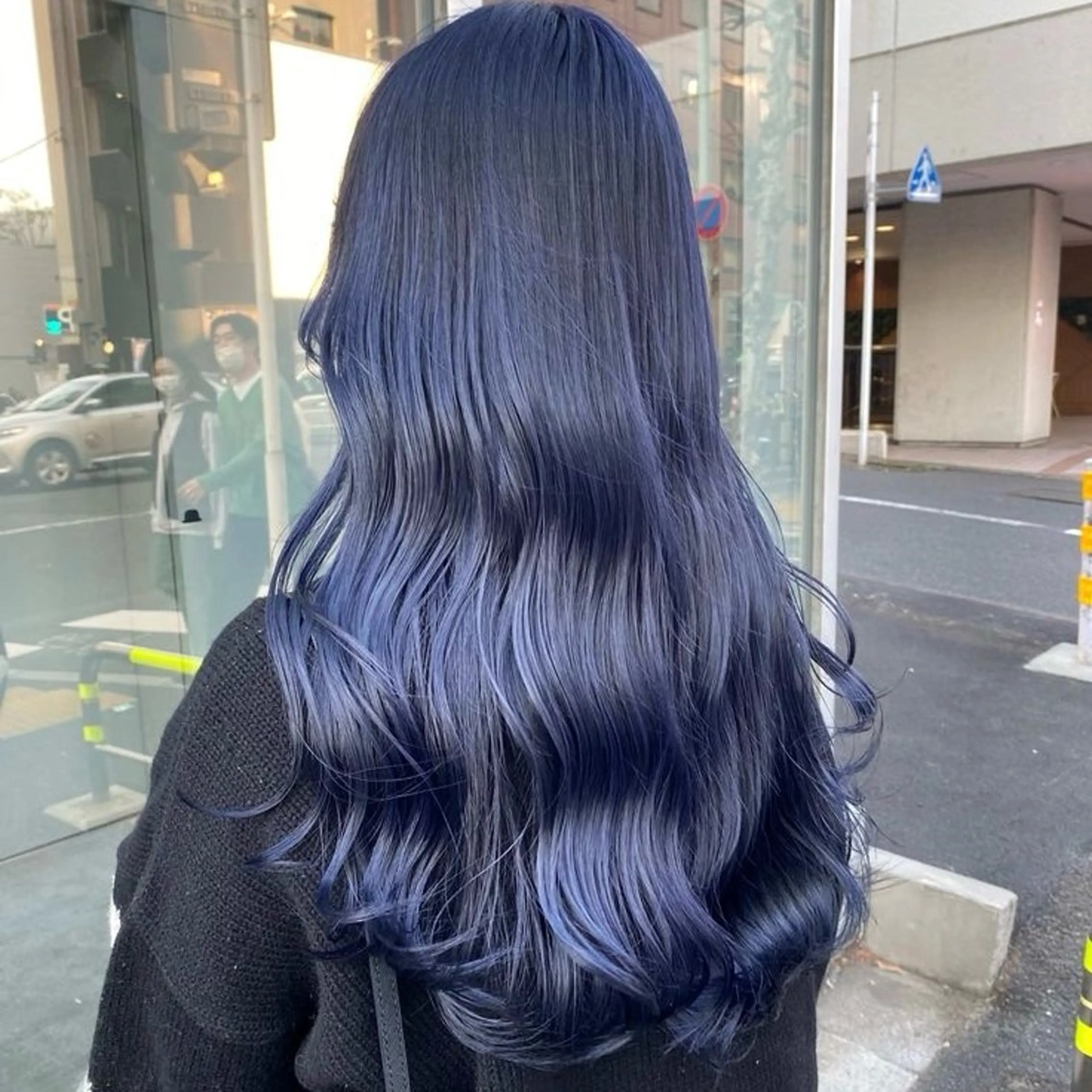 カラー 🩵ダメージレス艶感 ハイトーン🩷のヘアスタイル