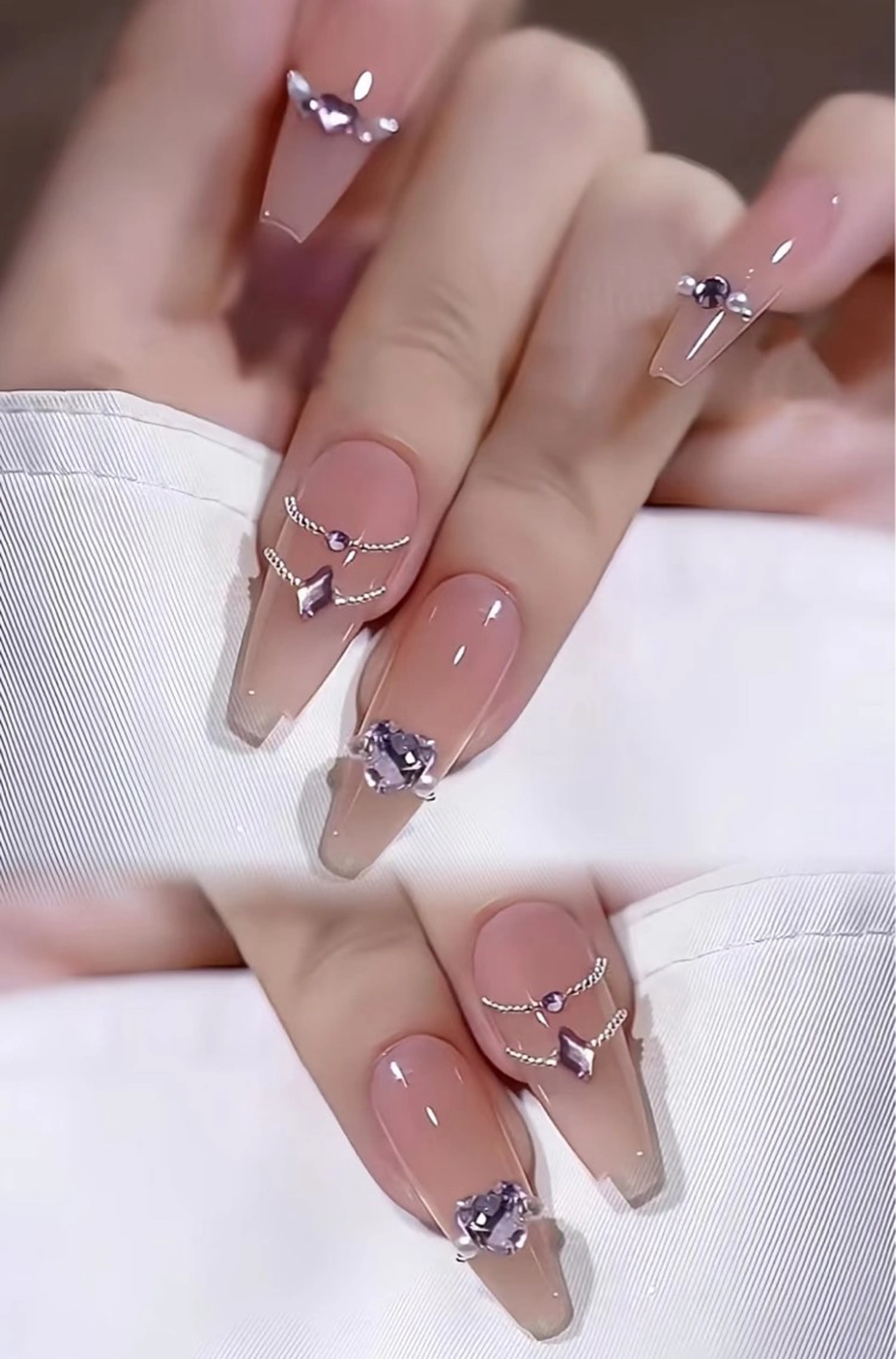 ネイル シンプルネイル liora nail yzのネイルデザイン