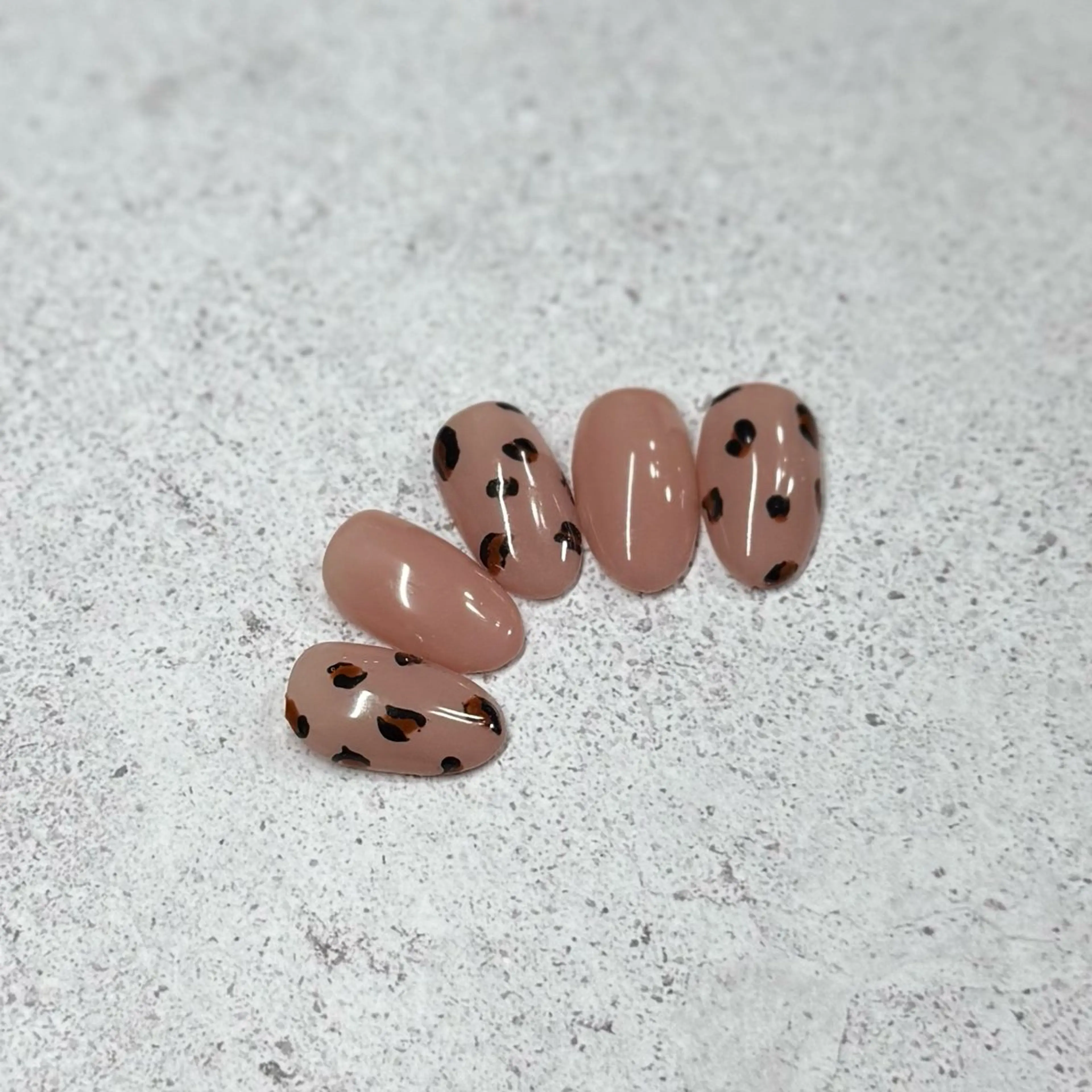 ネイル ハンドネイル Nabi所属・Nabi 進藤彩の眉毛・アイブロウイメージ