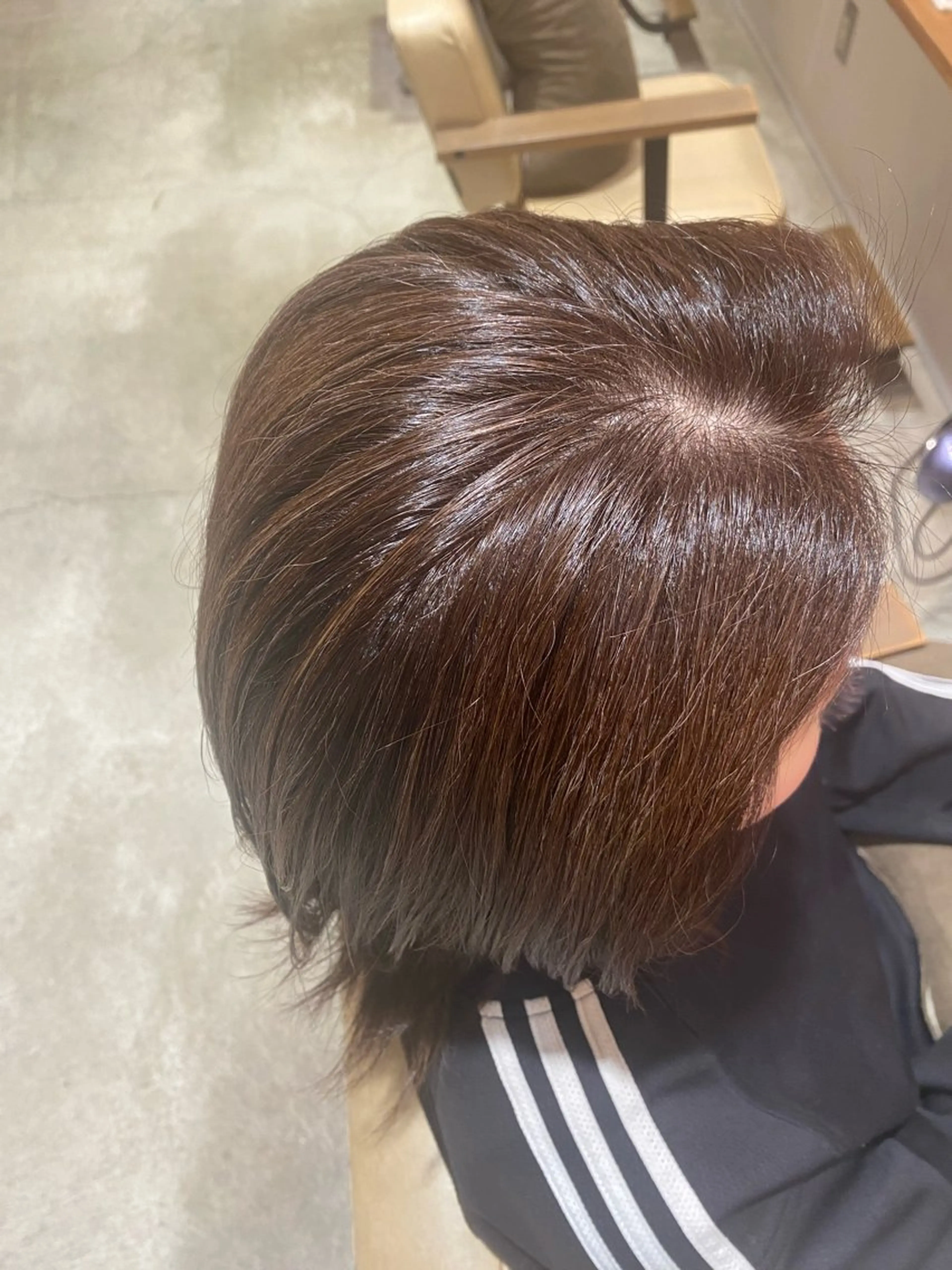 カラー dress nanamiのヘアスタイル