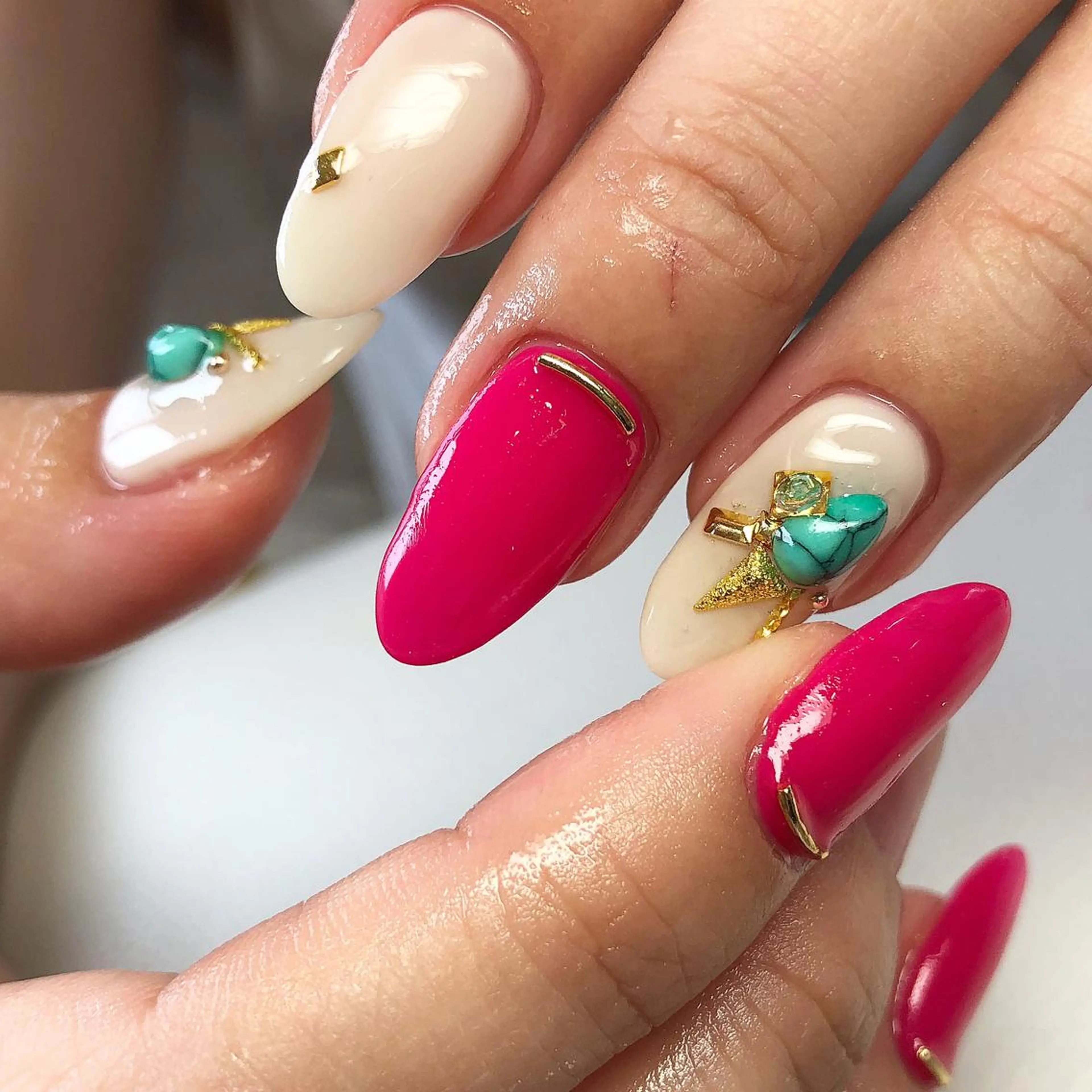 ネイル private salon TOMOMINAILs所属・TOMOMI NAILsのネイルデザイン