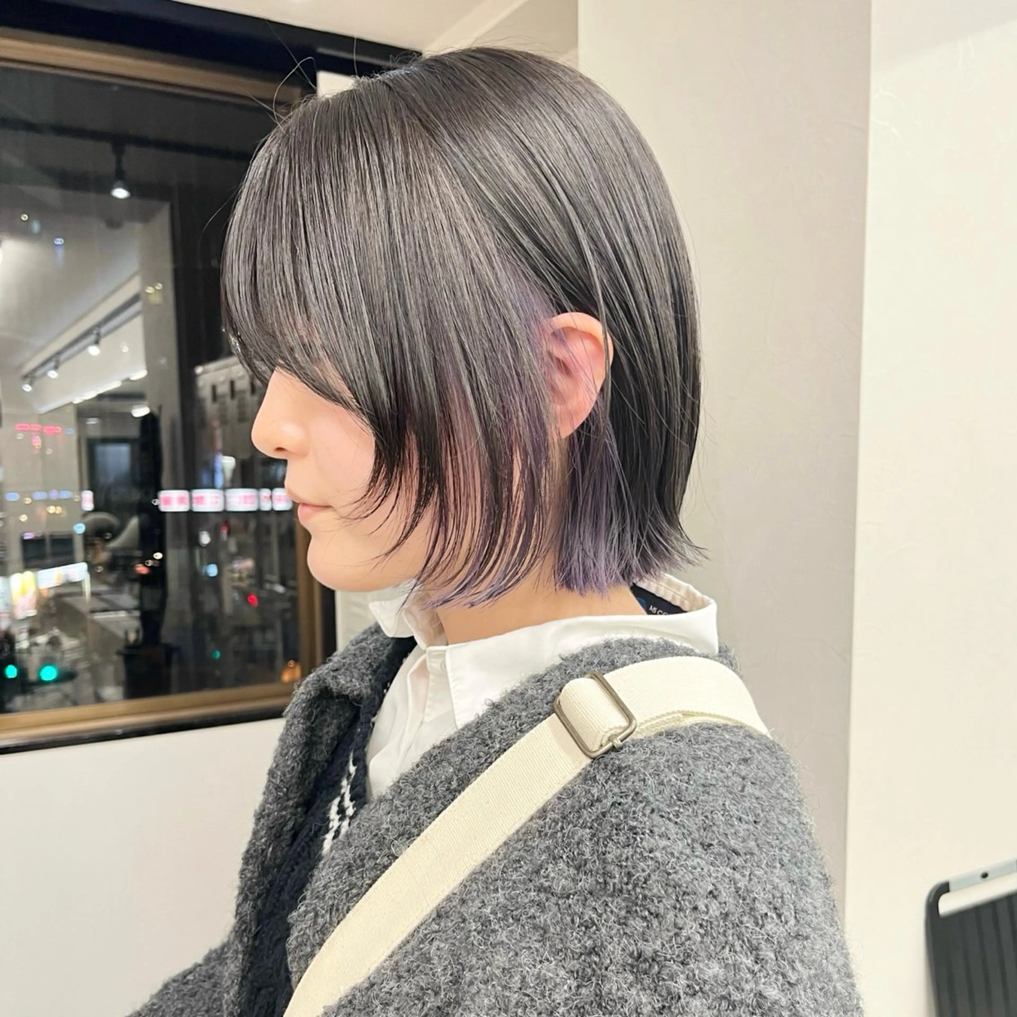 ショート カラー ボブレイヤー ブリーチ インナーカラー ブリーチなしカラー ボブ カット ヘアカラー トリートメント 朝がちょっと楽しくな るshort･bobのヘアスタイル