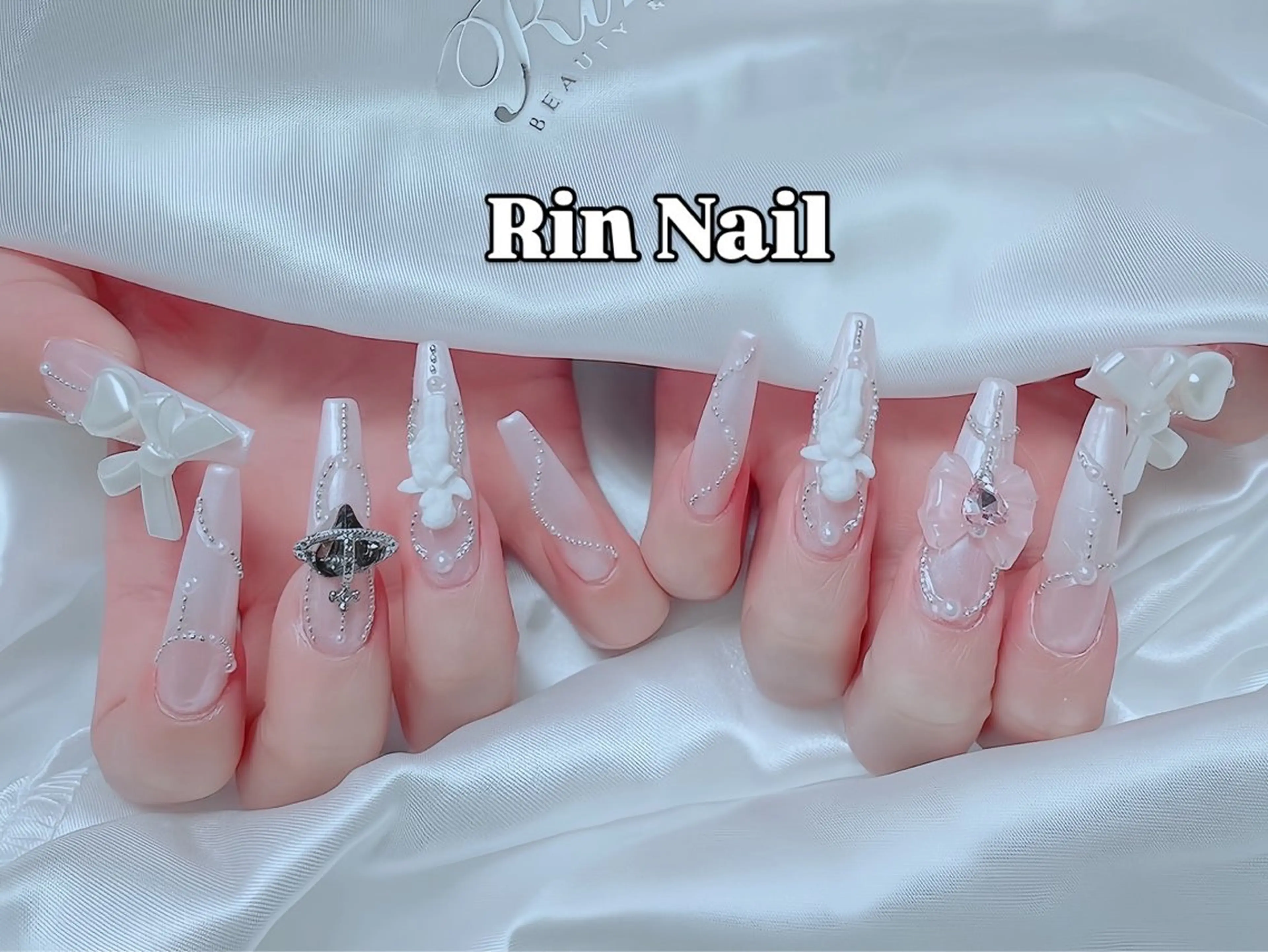 ネイル アニマル柄 ボルドー ブラウン チークネイル フレンチネイル ハンドネイル Rin Nail 新大久保店のネイルデザイン