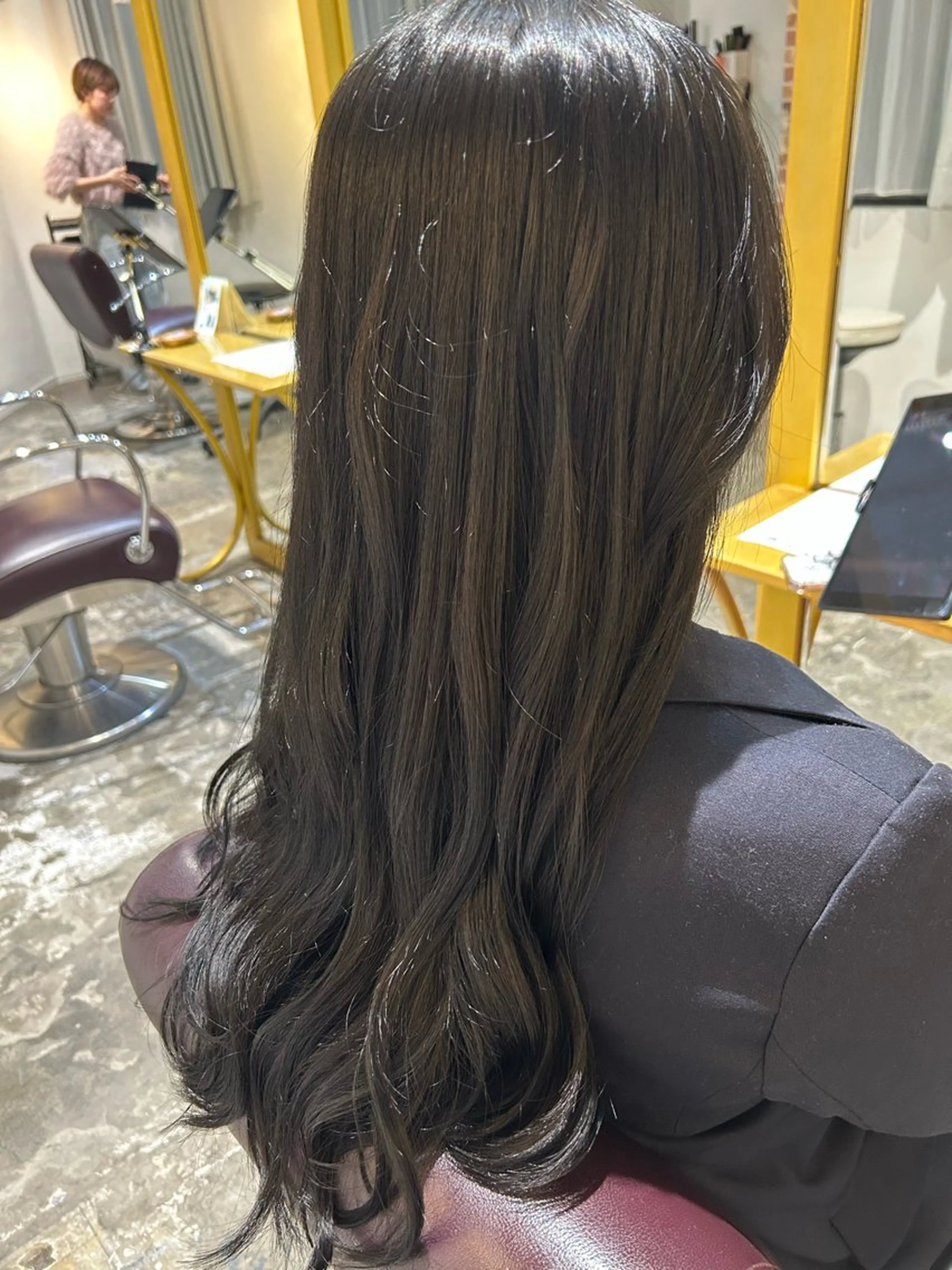 ロング カラー 黒髪 ブルーカラー ブルーブラック ヘアカラー 縮毛矯正／髪質改善 🌼mizukiのヘアスタイル