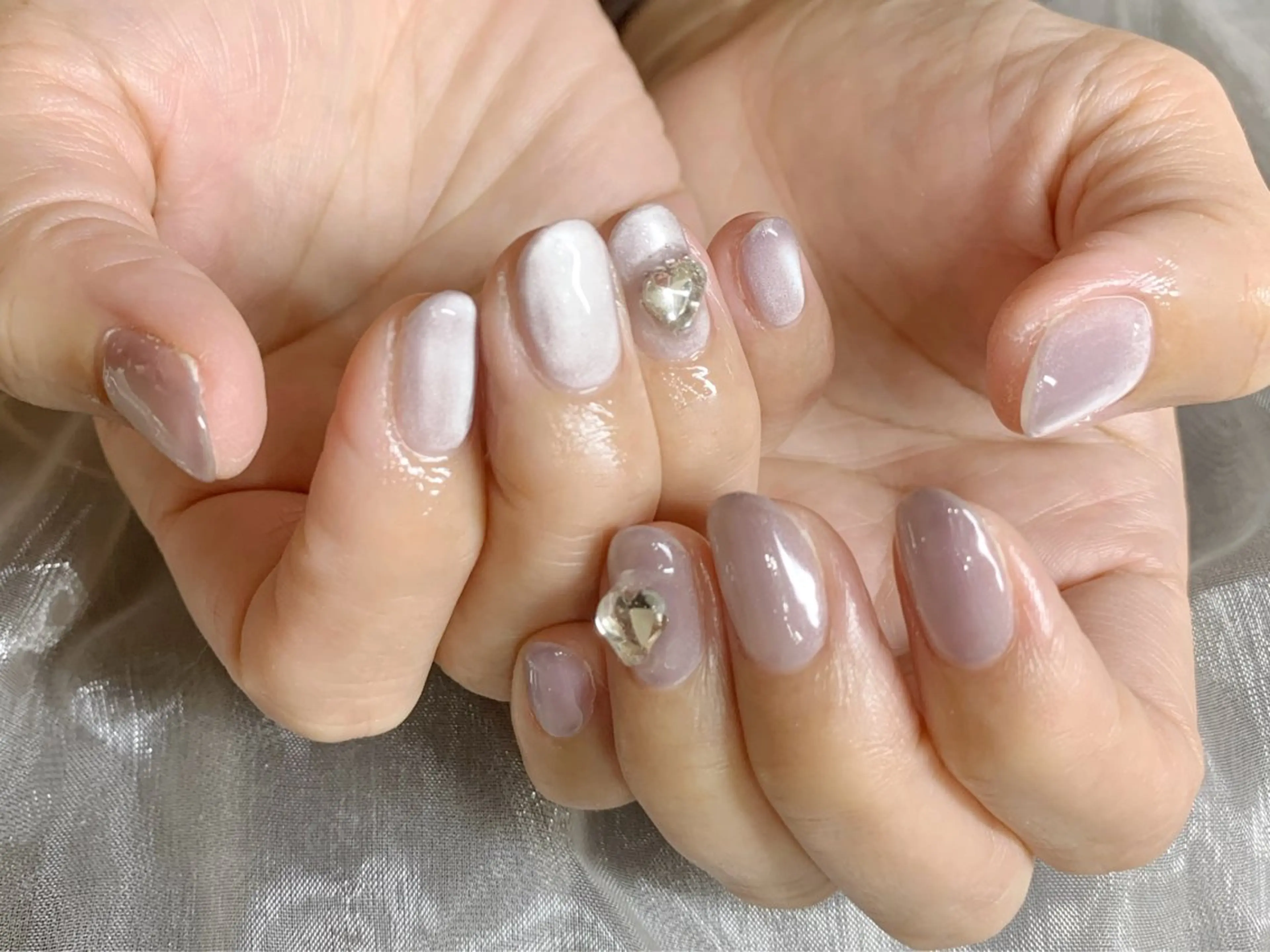 ネイル ハート マグネットネイル 冬ネイル ハンドネイル mira-cle大濱美容アカデミー所属・AI NAのネイルデザイン