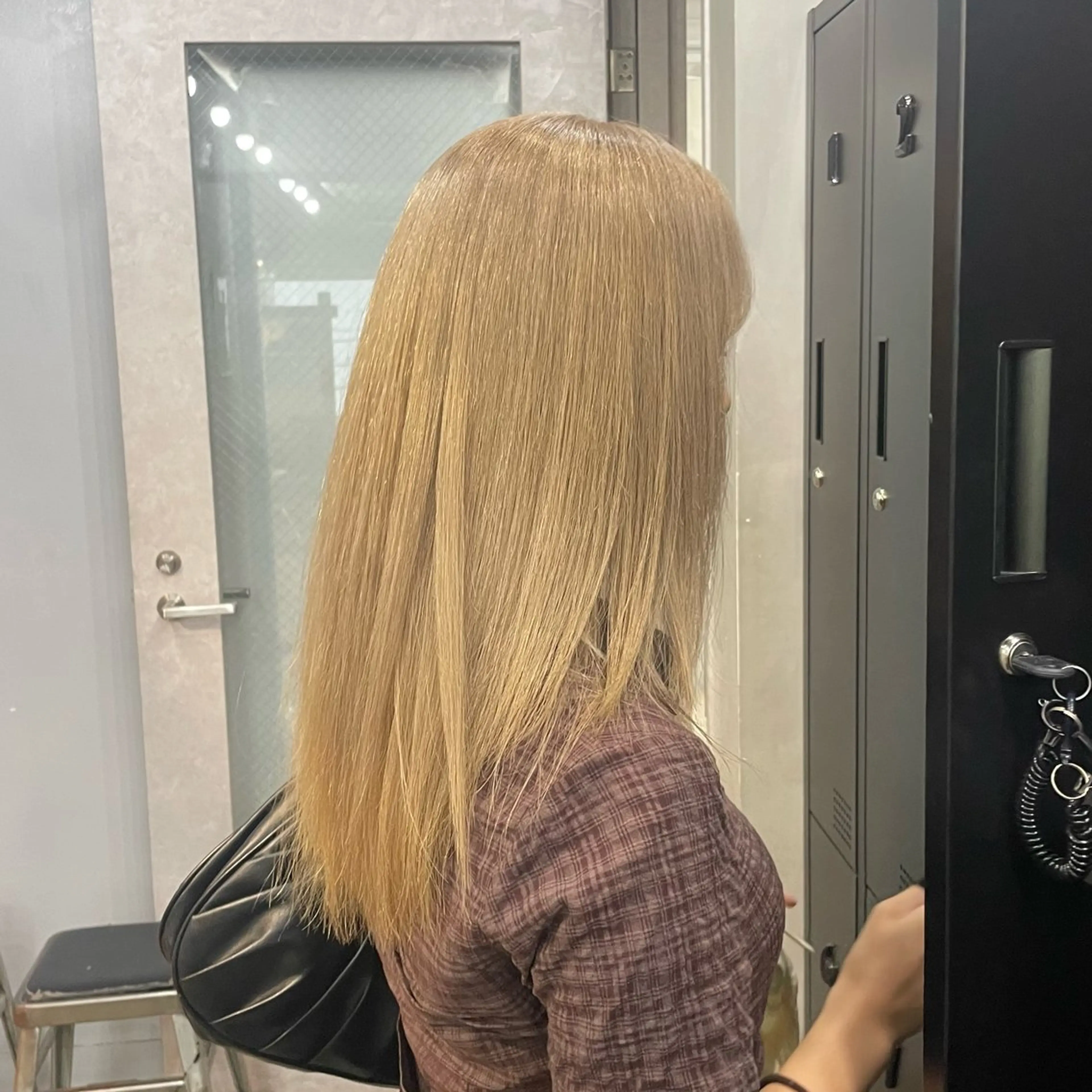 ロング カラー AIRI /XENA渋谷本店のヘアスタイル