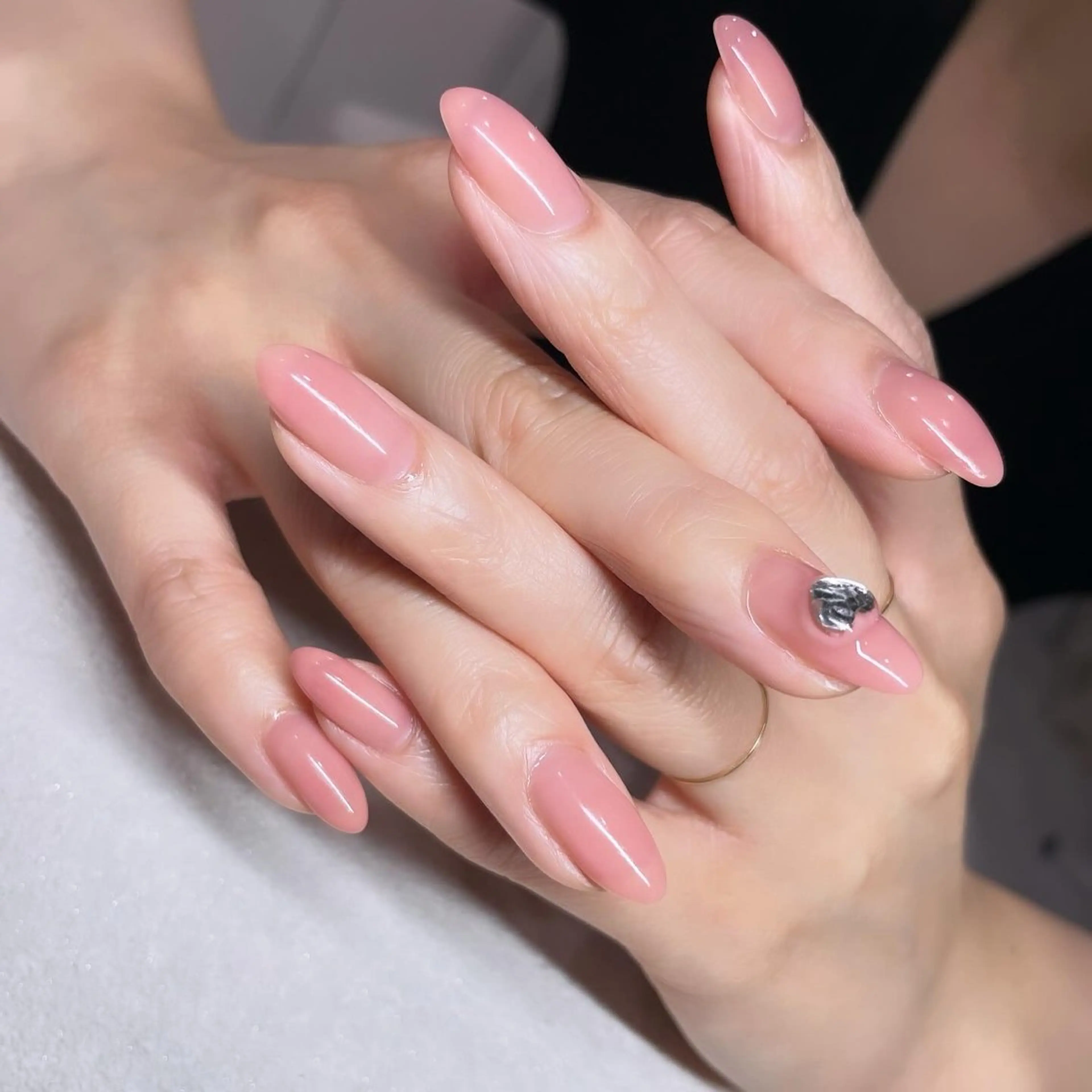 ネイル ワンカラーネイル 春ネイル ハンドネイル ハンドケア パラジェルサロン 大人女性が通うサロンのネイルデザイン