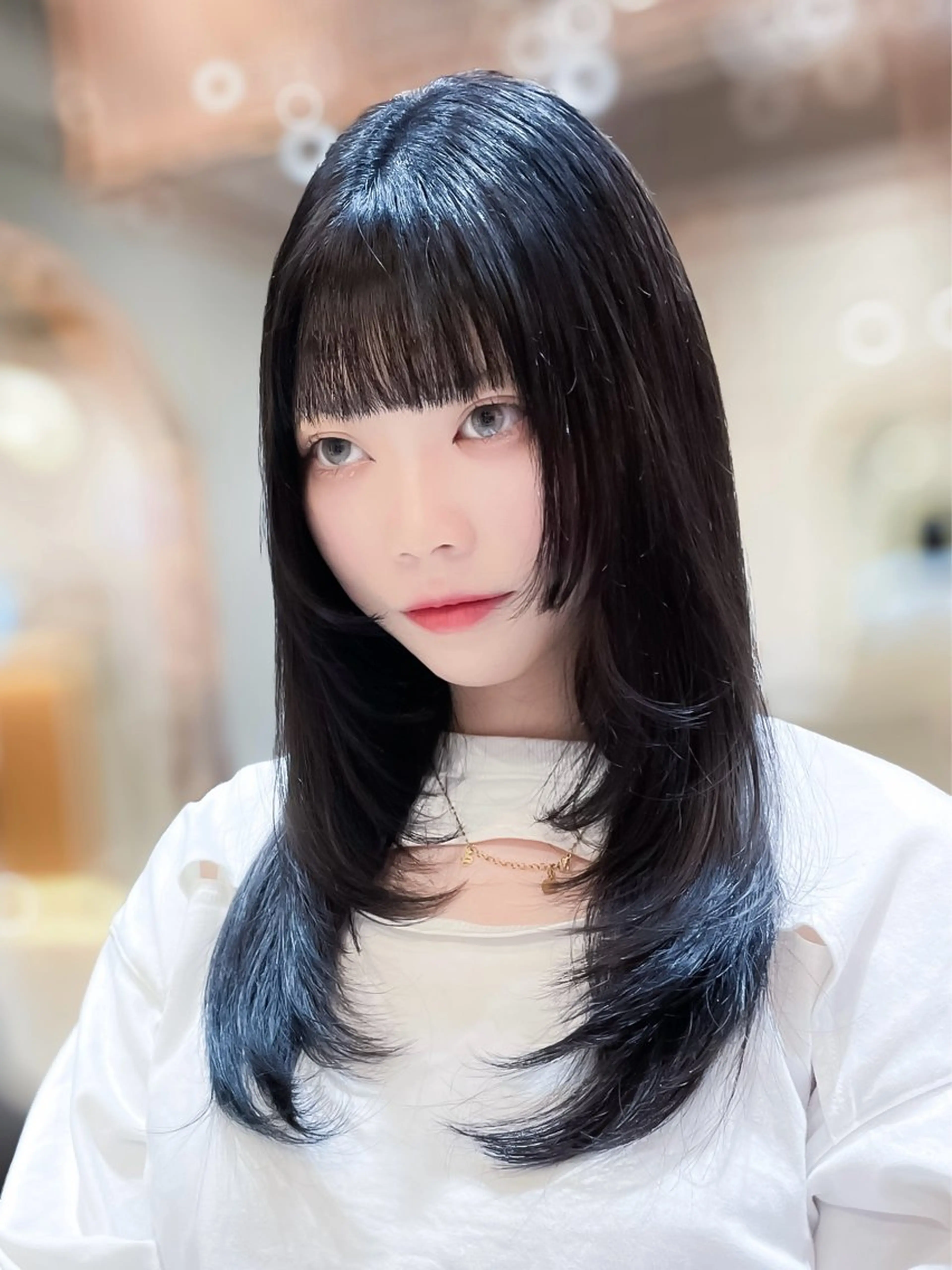 ロング カラー カット ヘアカラー トリートメント 透明感カラー／韓国 レイヤーmomokaのヘアスタイル