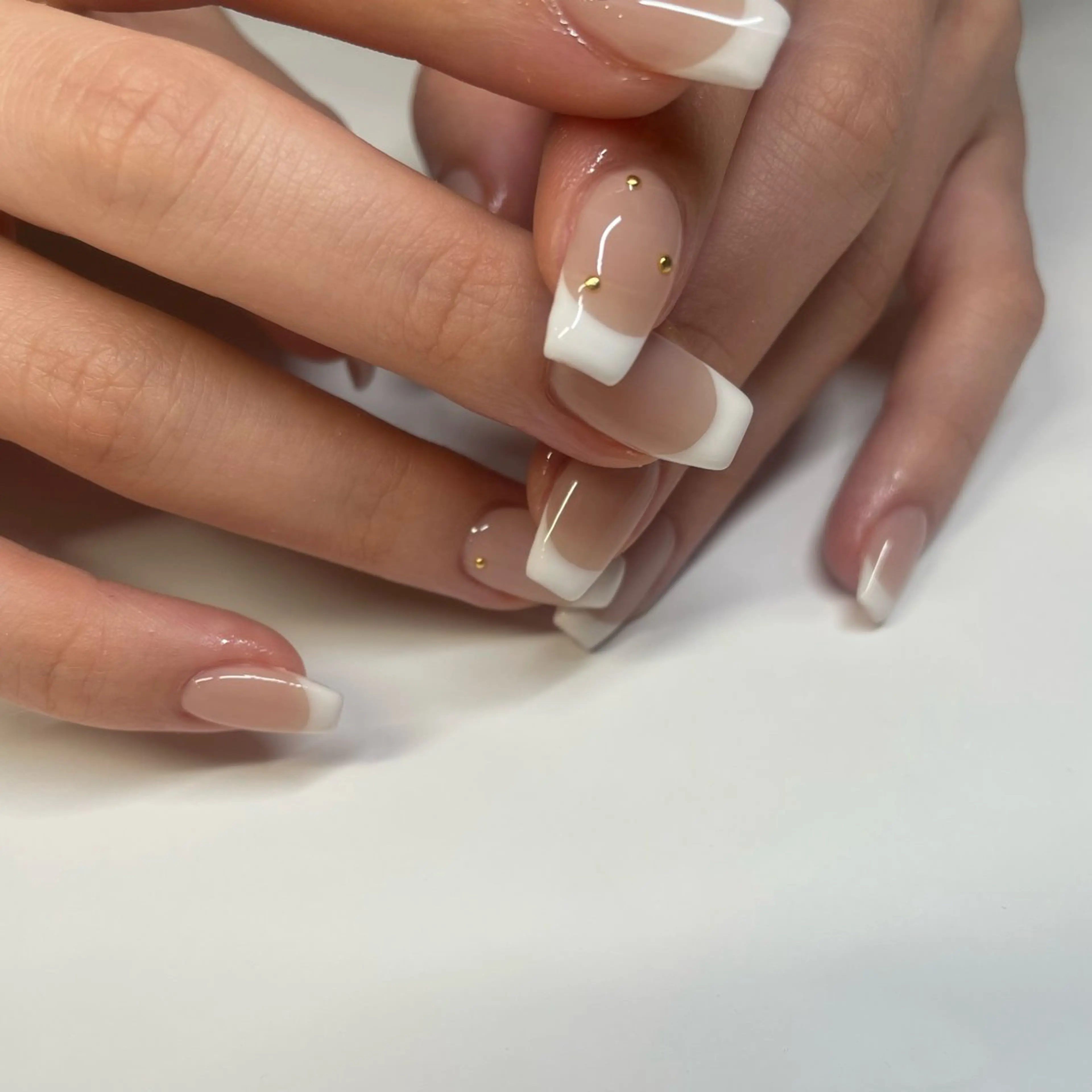 ネイル フレンチネイル Manon Yuiのマツエク・マツパデザイン