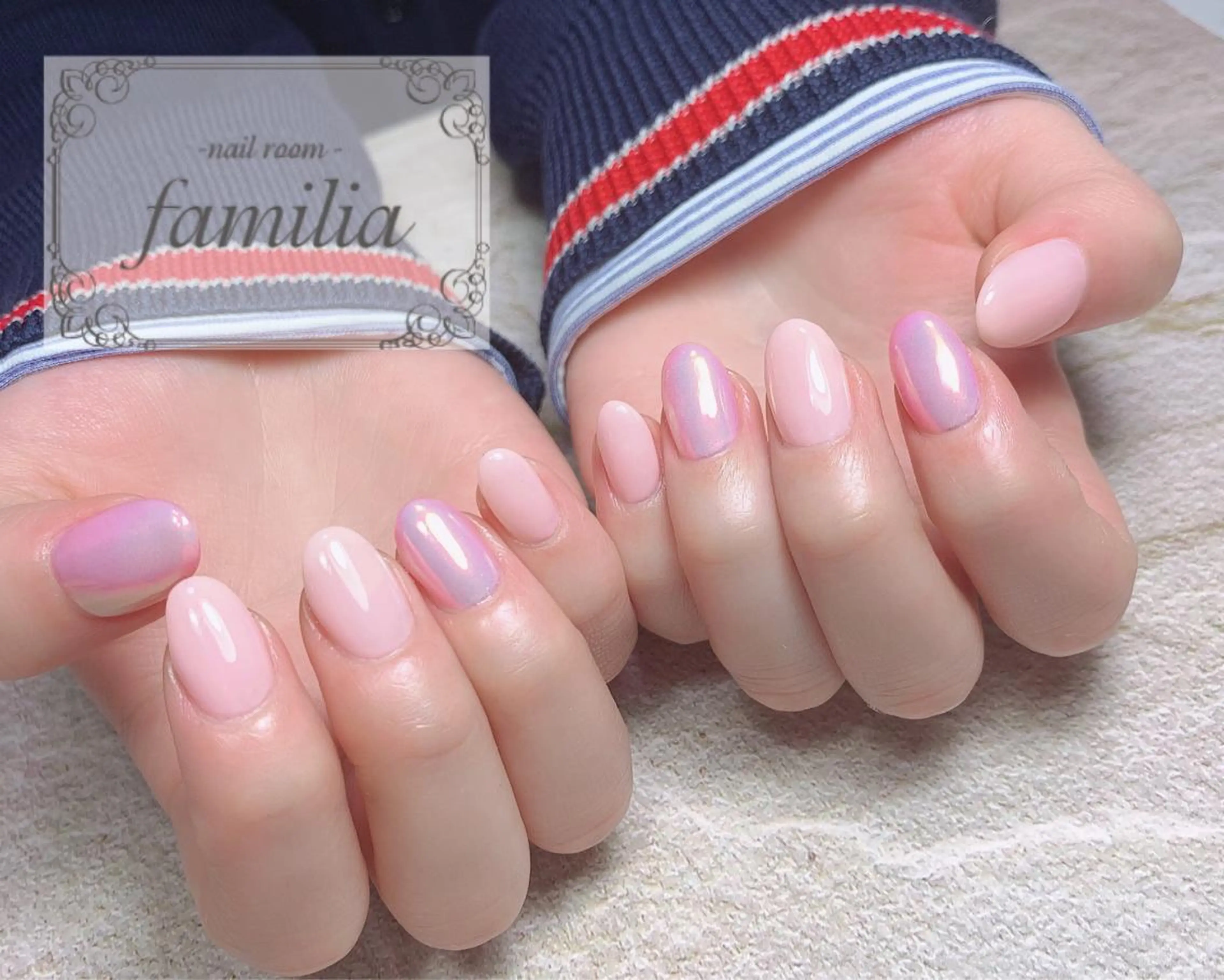ネイル オーロラネイル ハンドネイル -nailroom- familiaのネイルデザイン