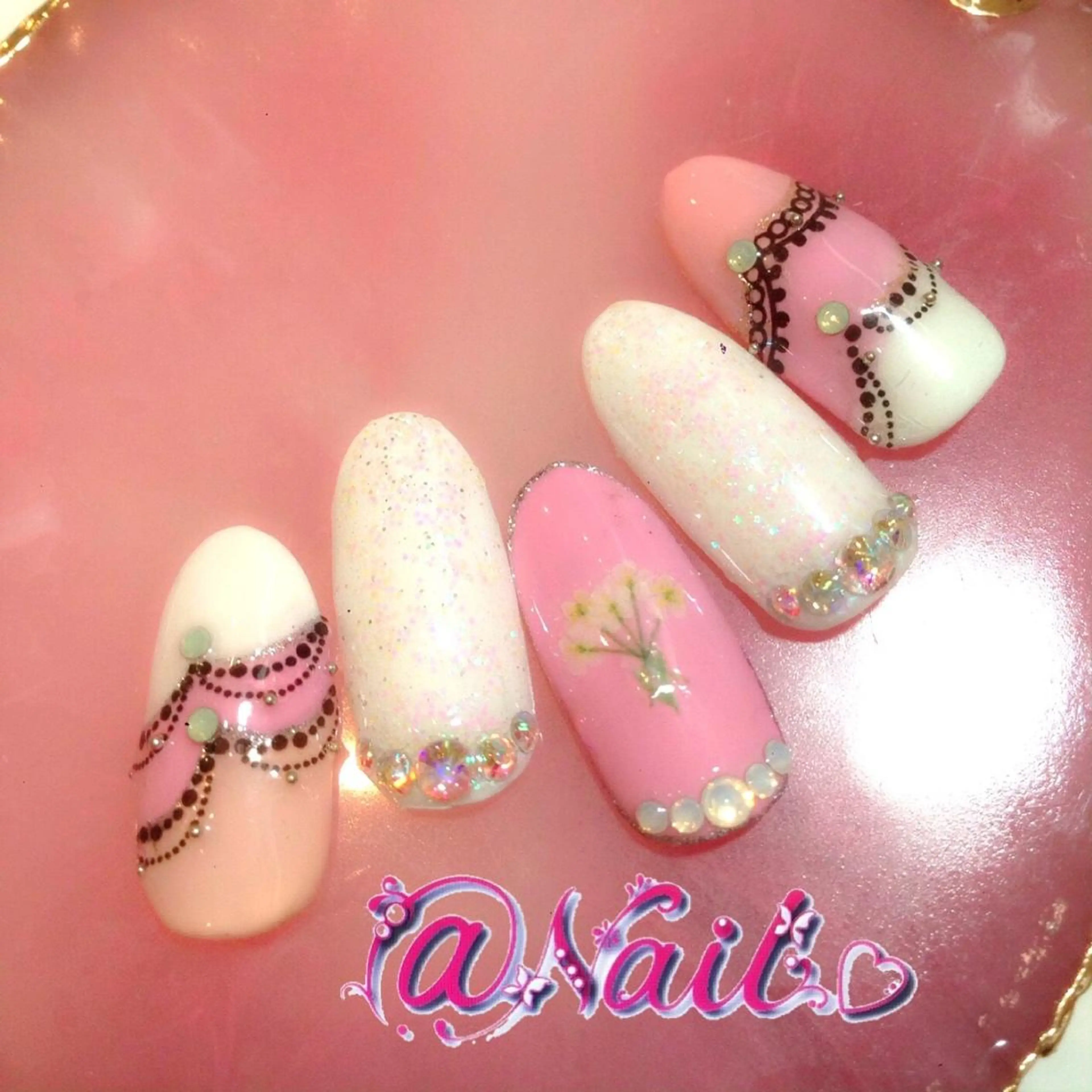 ネイル ネイルチップ 小尾 栞のネイルデザイン