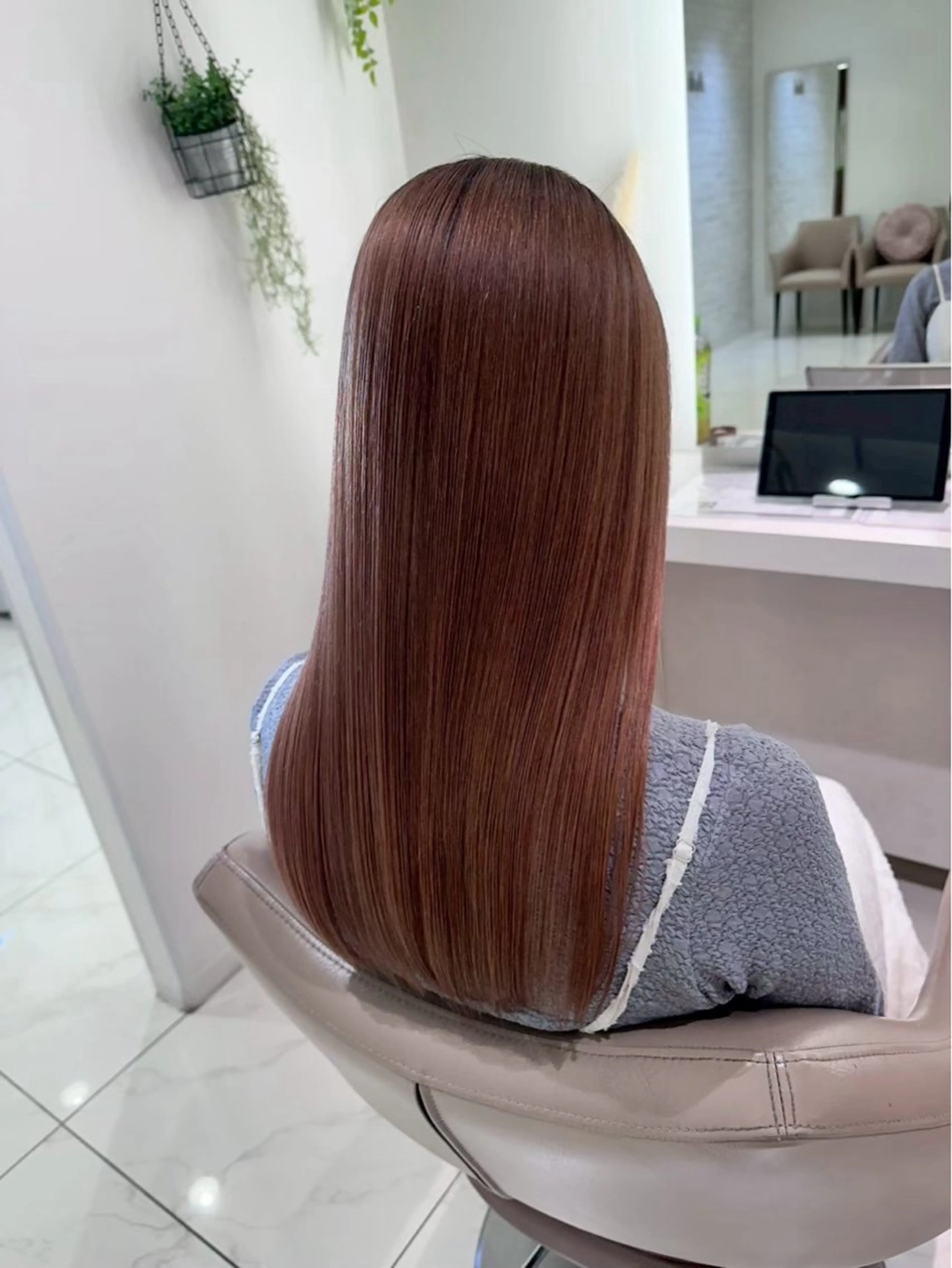 暖色系が気になる方はこちら🌺❤️「ブリーチ＋オンカラー＋髪質改善」の写真