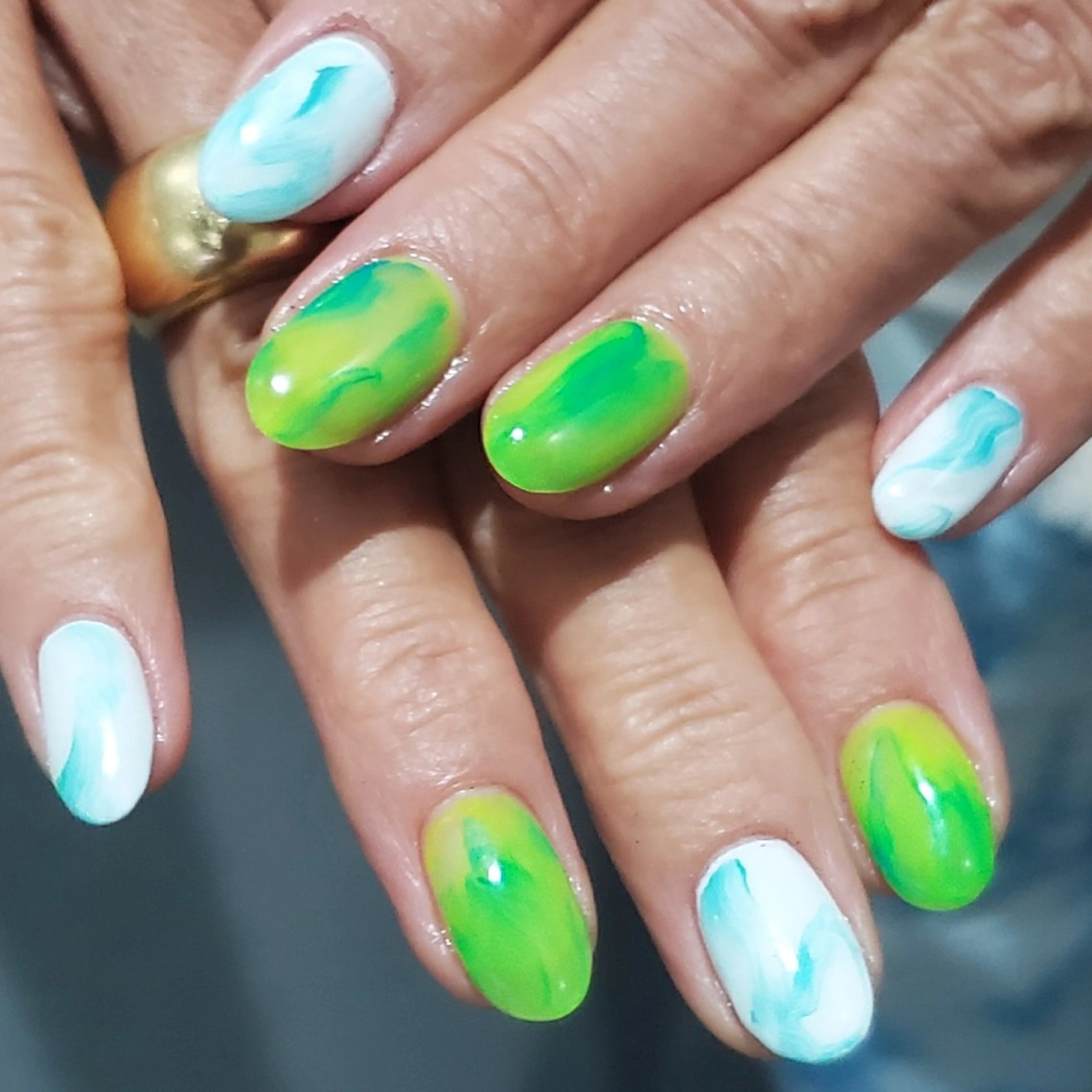ネイル ブルー グリーン 持ち込み MOM  原宿店所属・MoM マムネイル原宿のネイルデザイン