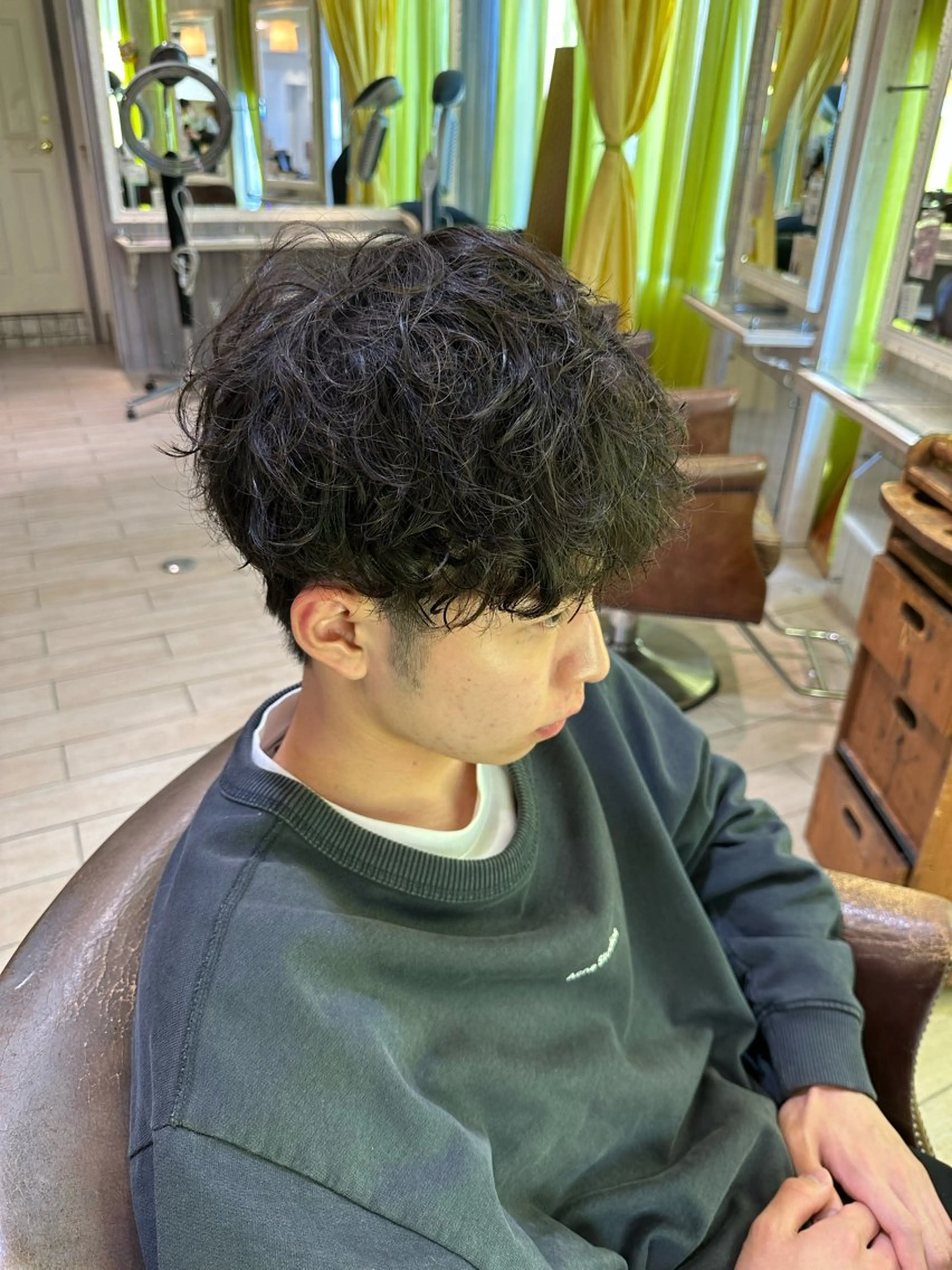 パーマ メンズ カット パーマ 増渕 駿介のヘアスタイル