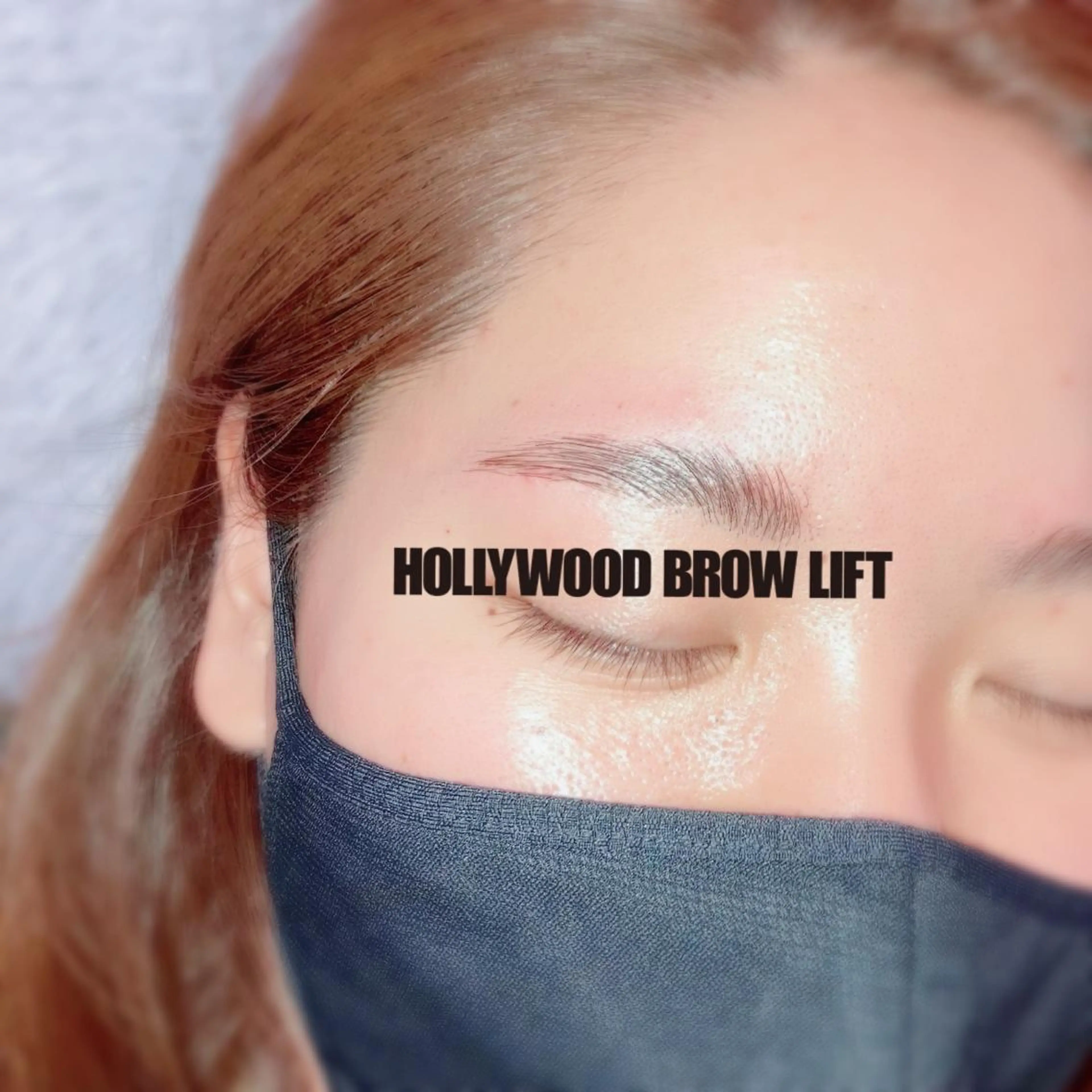 アイブロウ 伊藤 舞のネイルデザイン