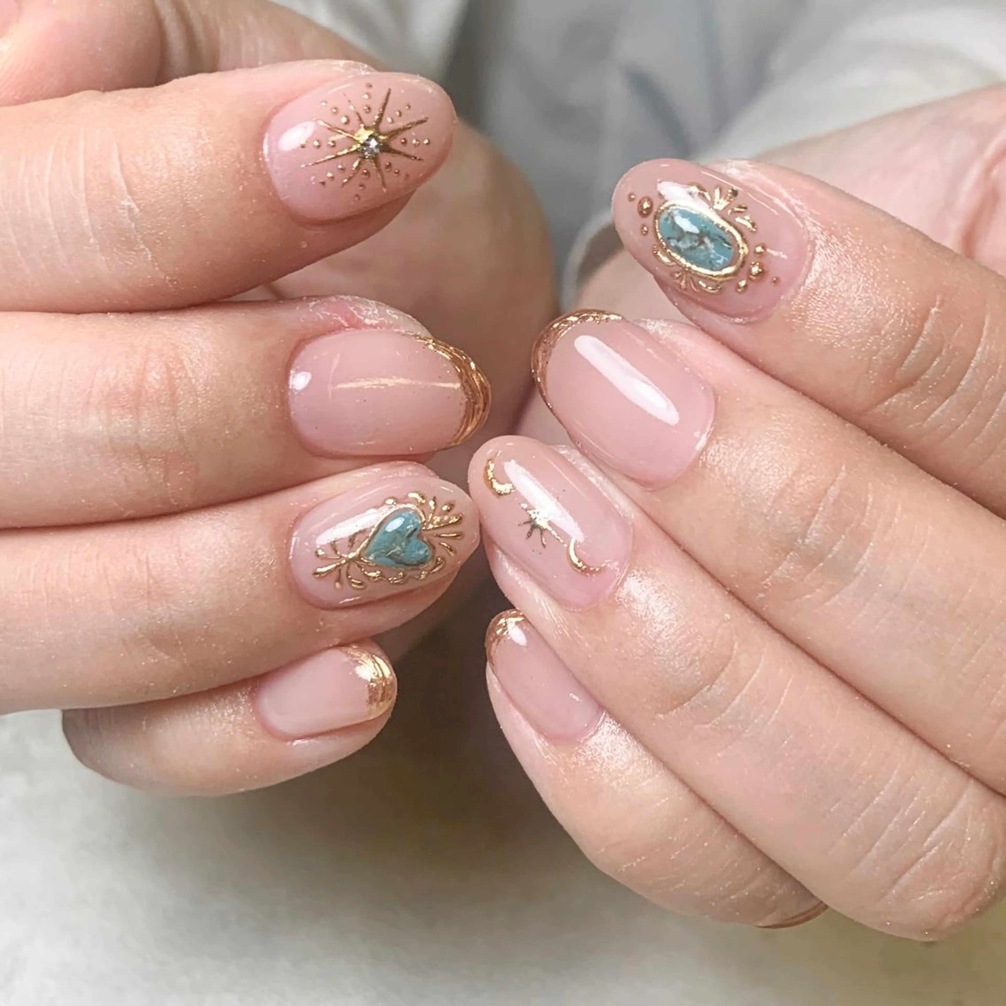 ネイル atelier　FIORITURA所属・FIORITURA aiのネイルデザイン