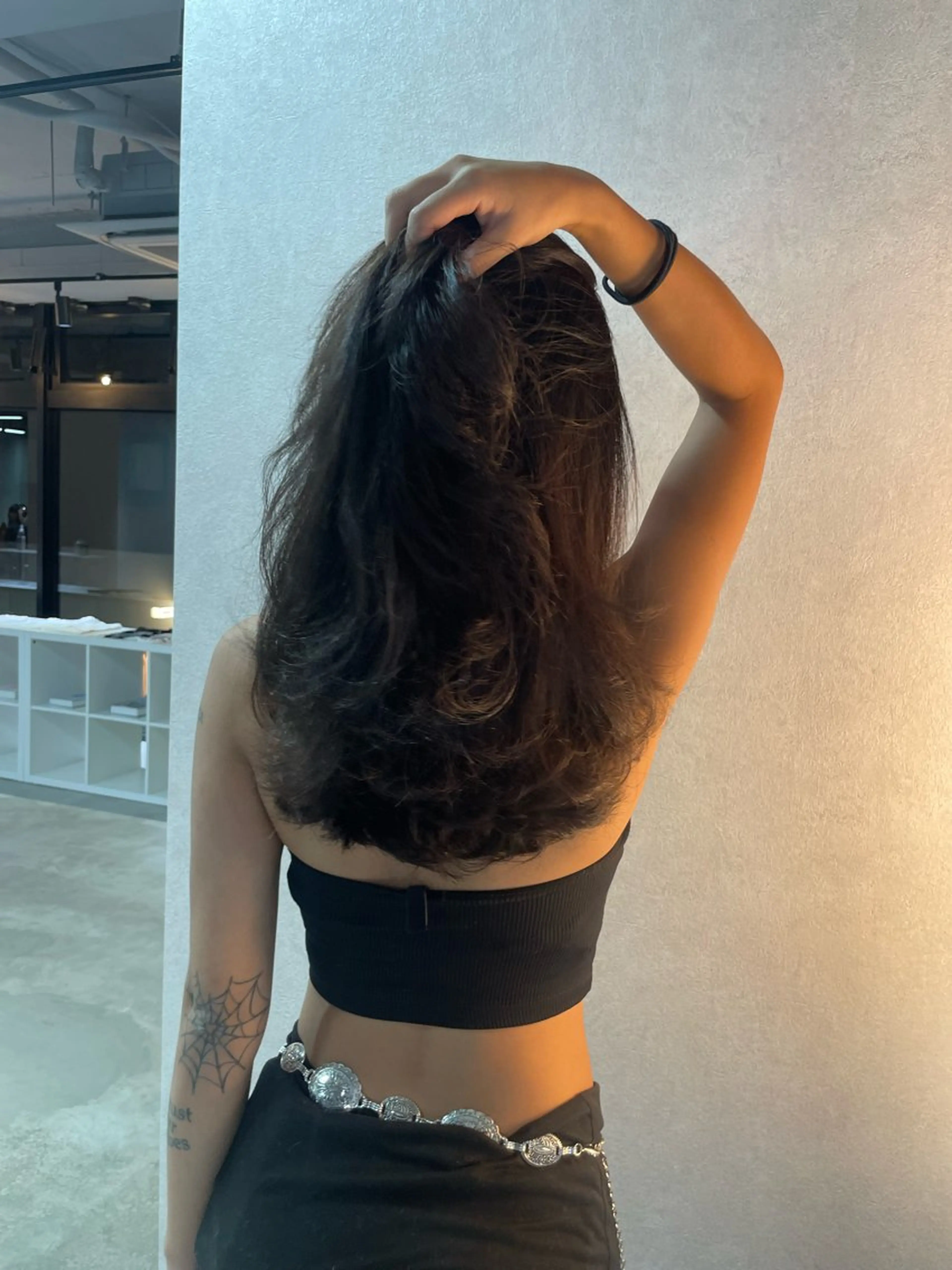 セミロング カラー ブラウンカラー ダークブラウン 顔まわりレイヤー レイヤーカット カット ヘアカラー レイヤー /髪質改善/ariのヘアスタイル