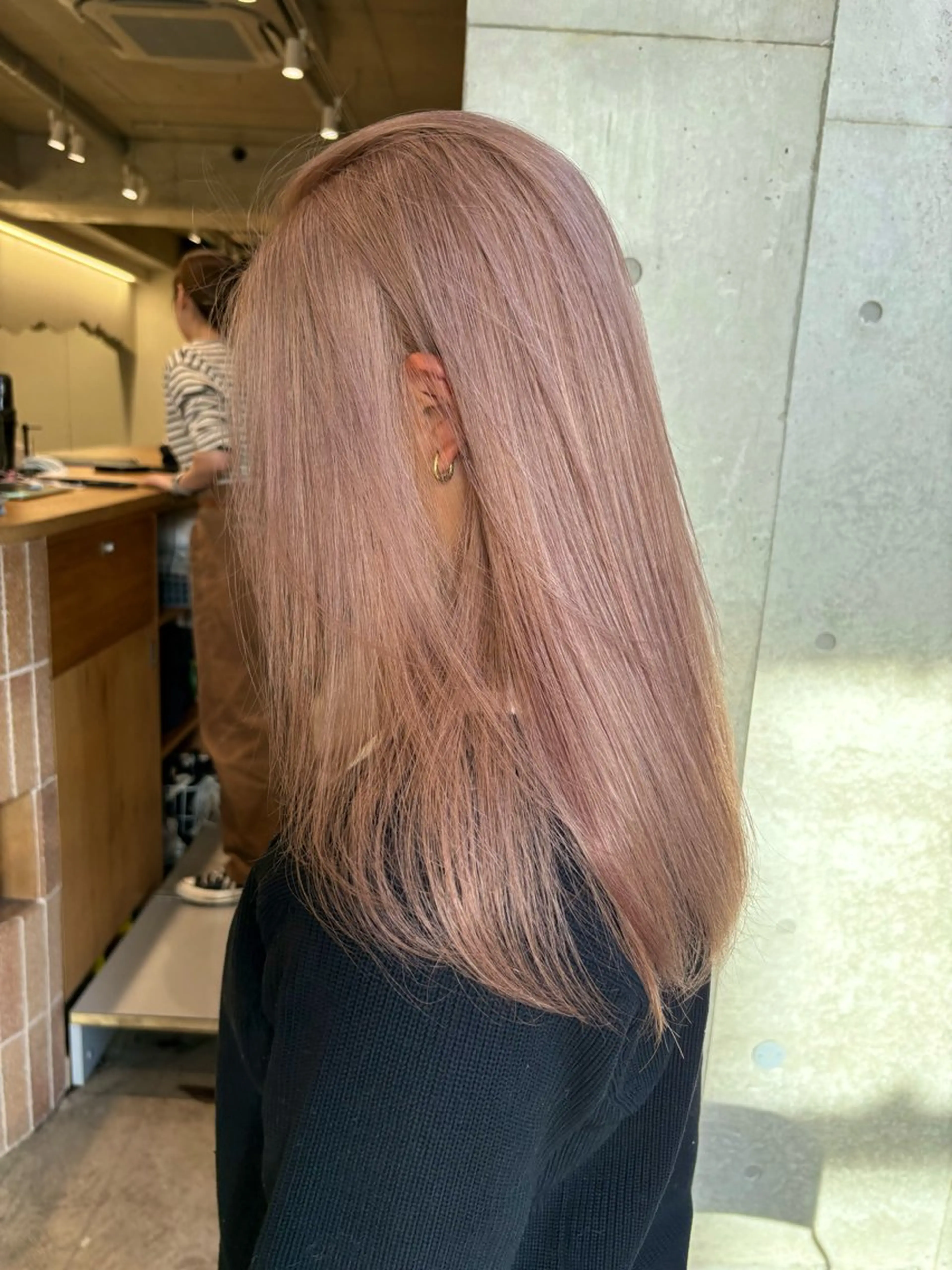 ロング カラー ベージュカラー ダブルカラー ピンクカラー ピンクベージュ レイヤー/柔色 カラー/SAkiのヘアスタイル