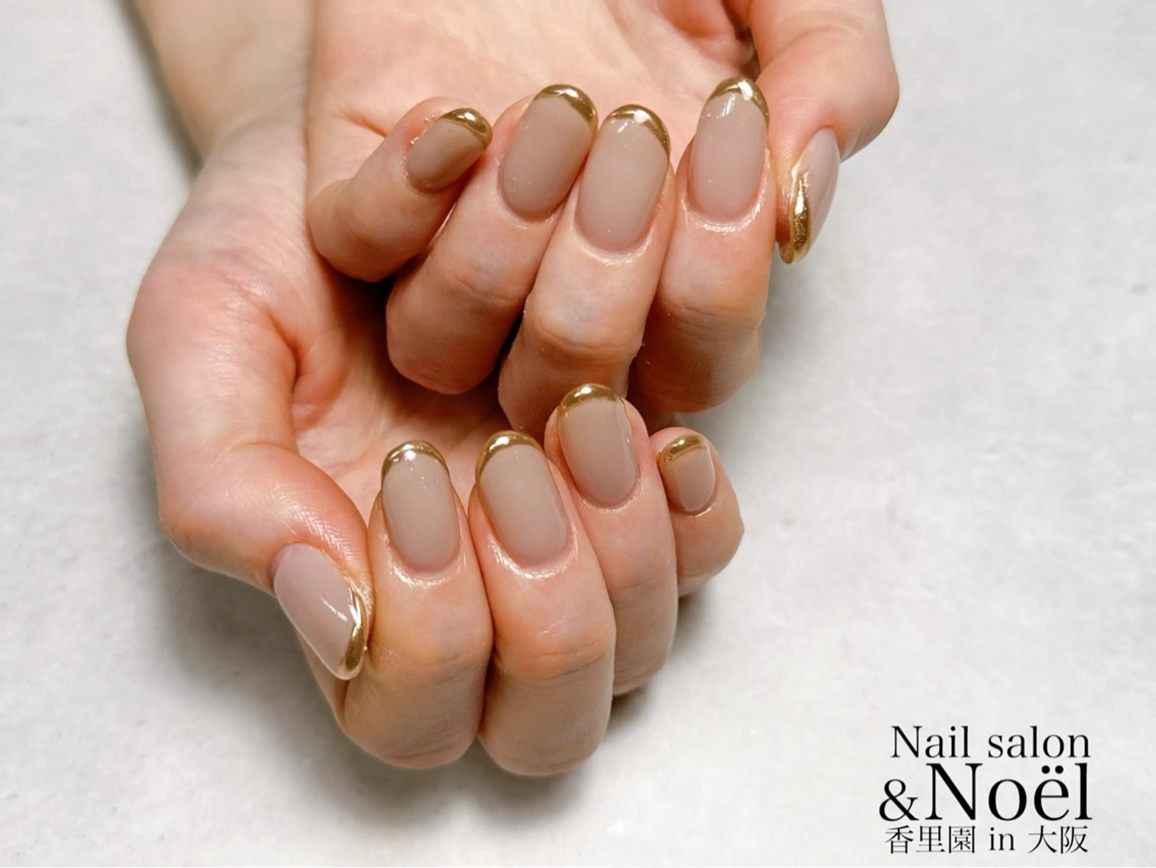 ネイル フレンチネイル ゴールド ミラーネイル Nailsalon Noël所属・Nailsalon &Noelのネイルデザイン