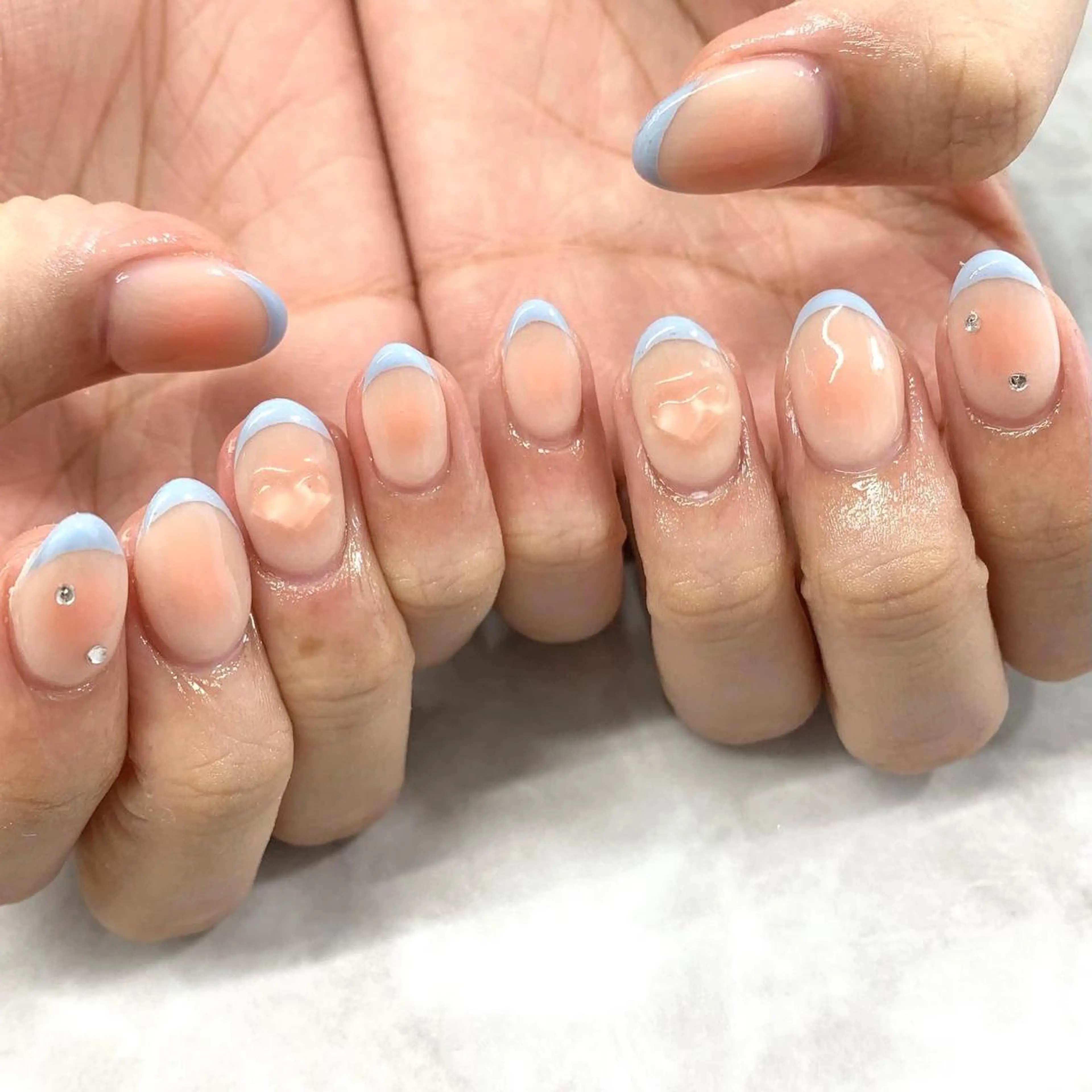 カラー ネイル アイブロウ アートネイル ワンホンネイル pu muのネイルデザイン